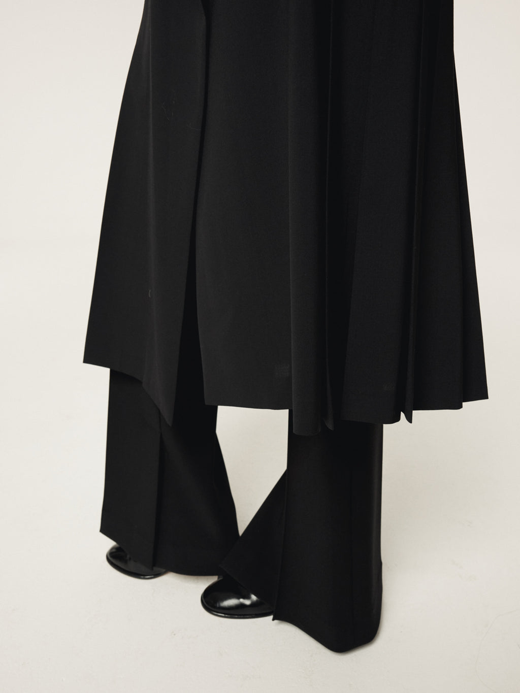 Recto - Rc Signature Flare Pants (Black) product image 6 | TRAB K-Fashion Australia
