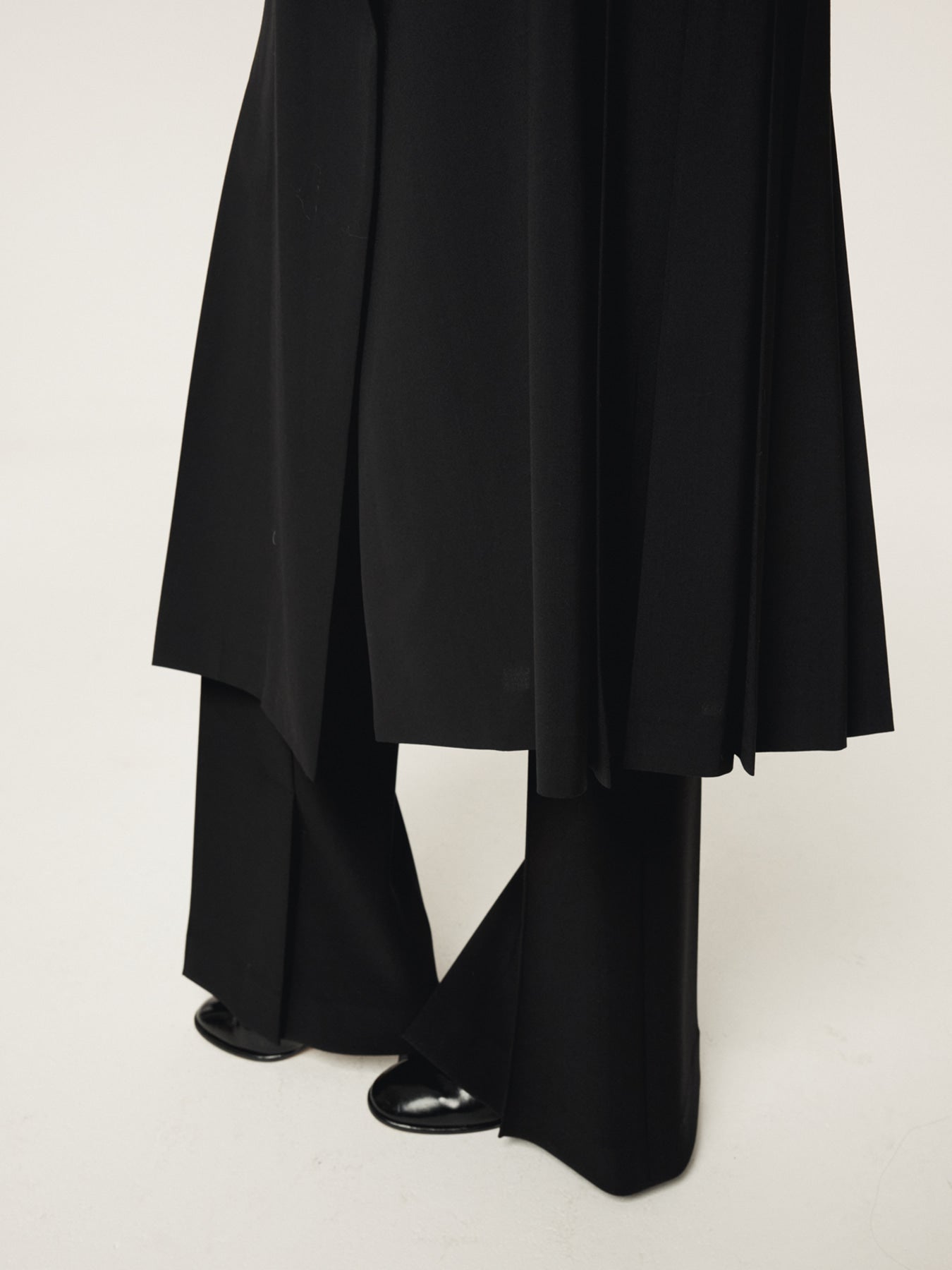 Recto - Rc Signature Flare Pants (Black) product image 6 | TRAB K-Fashion Australia