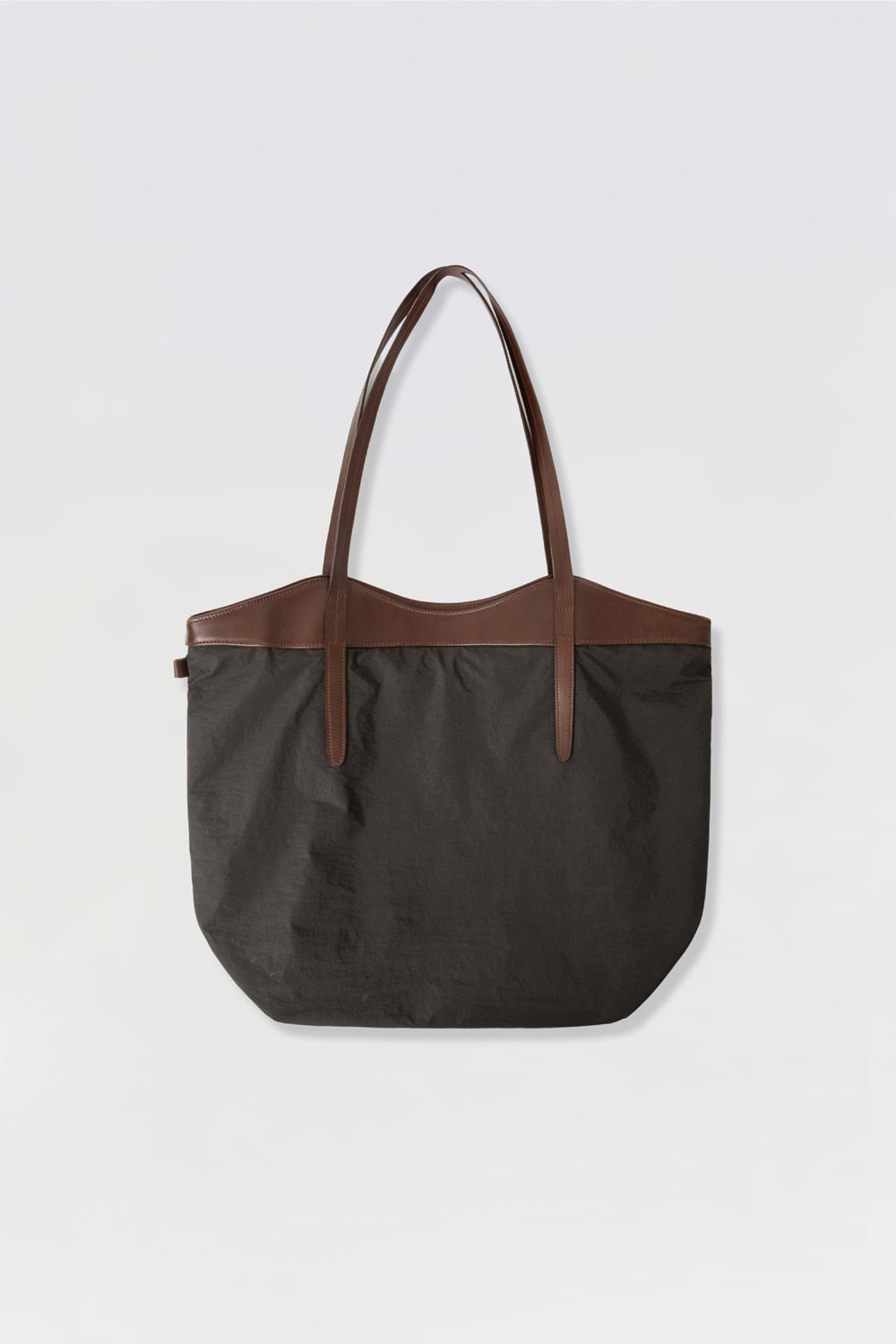 Hatchingroom - Arrow Tote Pig (Dyed Charcoal) product image 1 | TRAB K-Fashion Australia