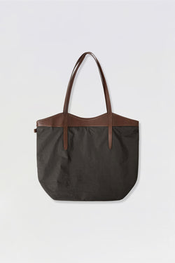 Hatchingroom - Arrow Tote Pig (Dyed Charcoal) product image 1 | TRAB K-Fashion Australia