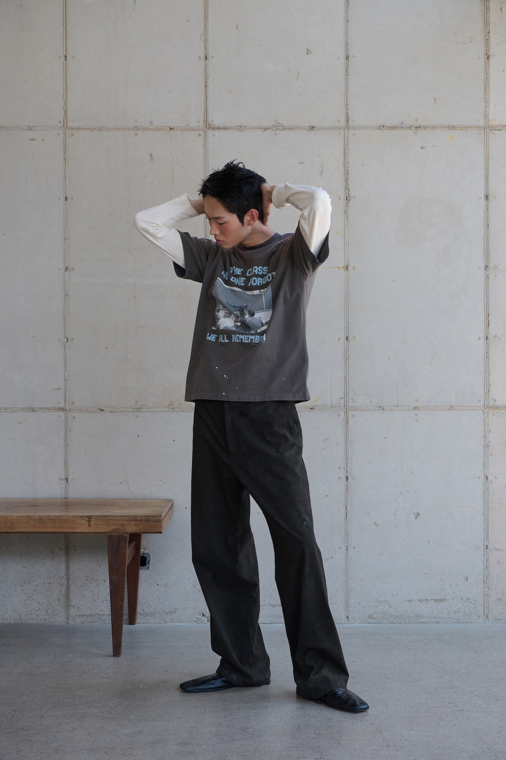 STU - The Class T-shirt (Charcoal) product image 1 | TRAB K-Fashion Australia
