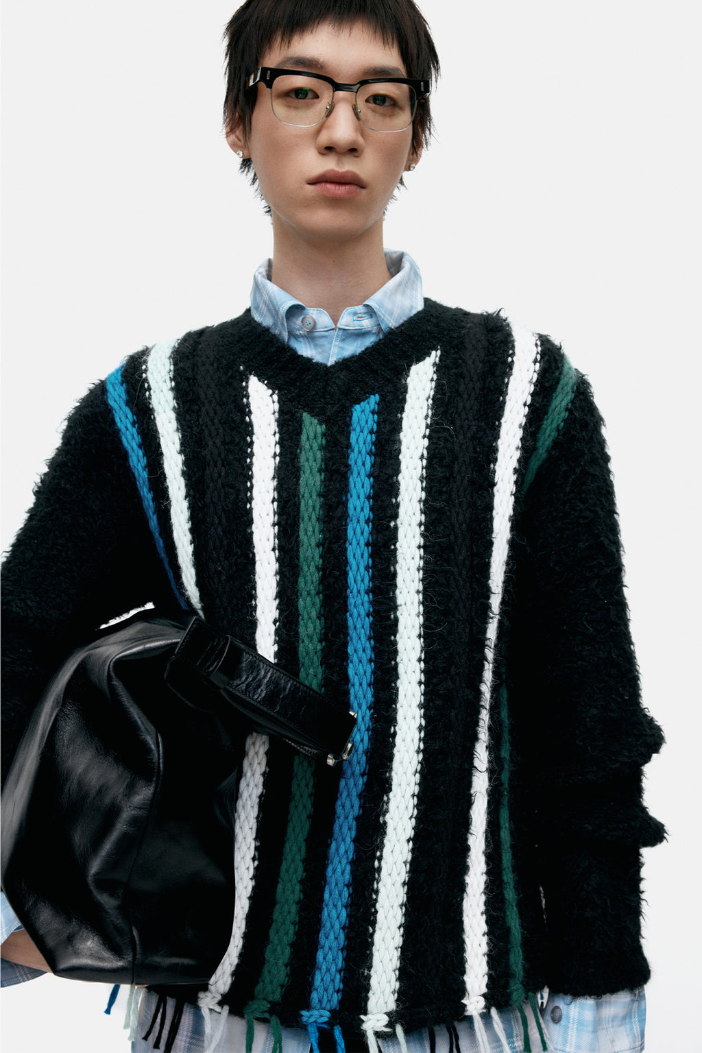 Andersson Bell - Unisex V-Neck Reverse Stripe Sweater (Black) product image 4 | TRAB K-Fashion Australia