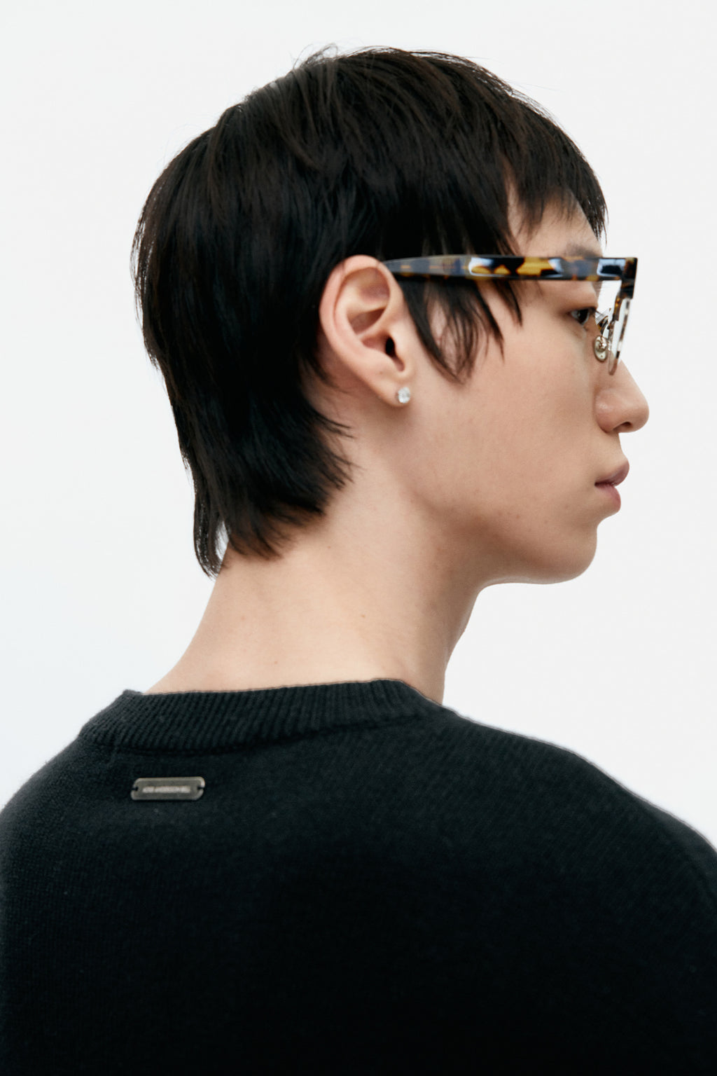 Andersson Bell - Unisex Cashmere Rose Crew-Neck Sweater (Black) product image 5 | TRAB K-Fashion Australia