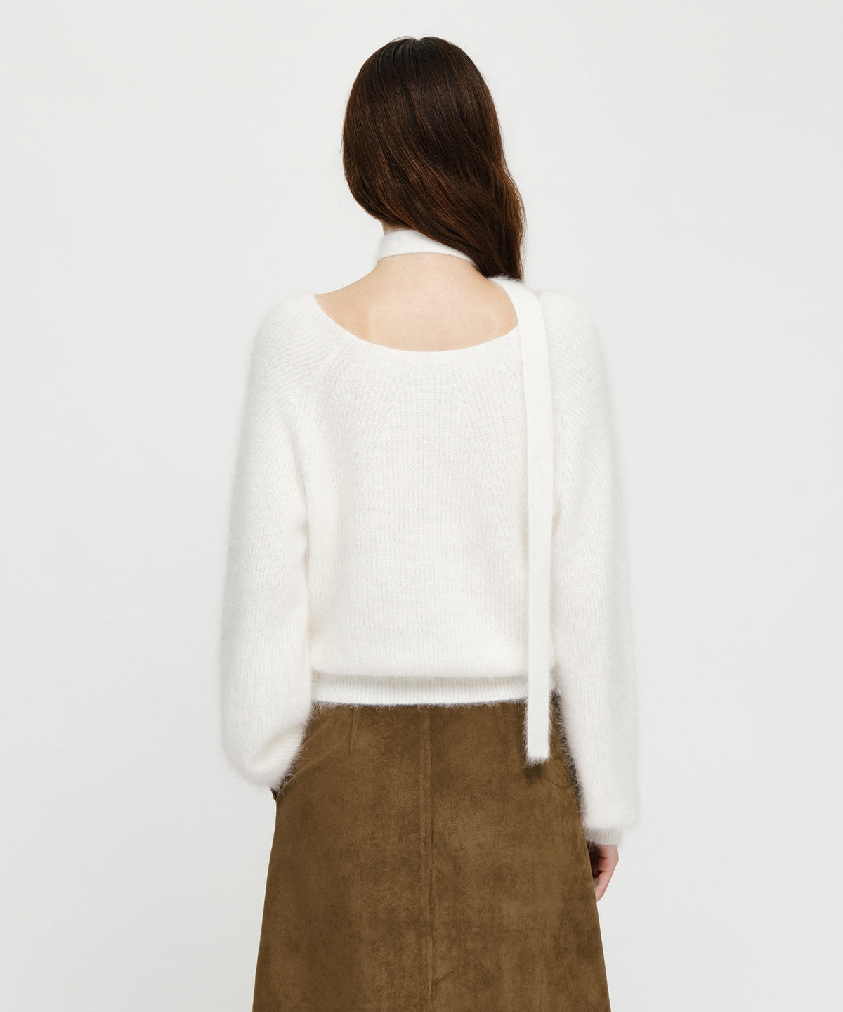 Marithe & Francois Girbaud - Premium Micro Classic Logo Angora Muffler Set Crop Knit (Ivory) product image 3 | TRAB K-Fashion Australia