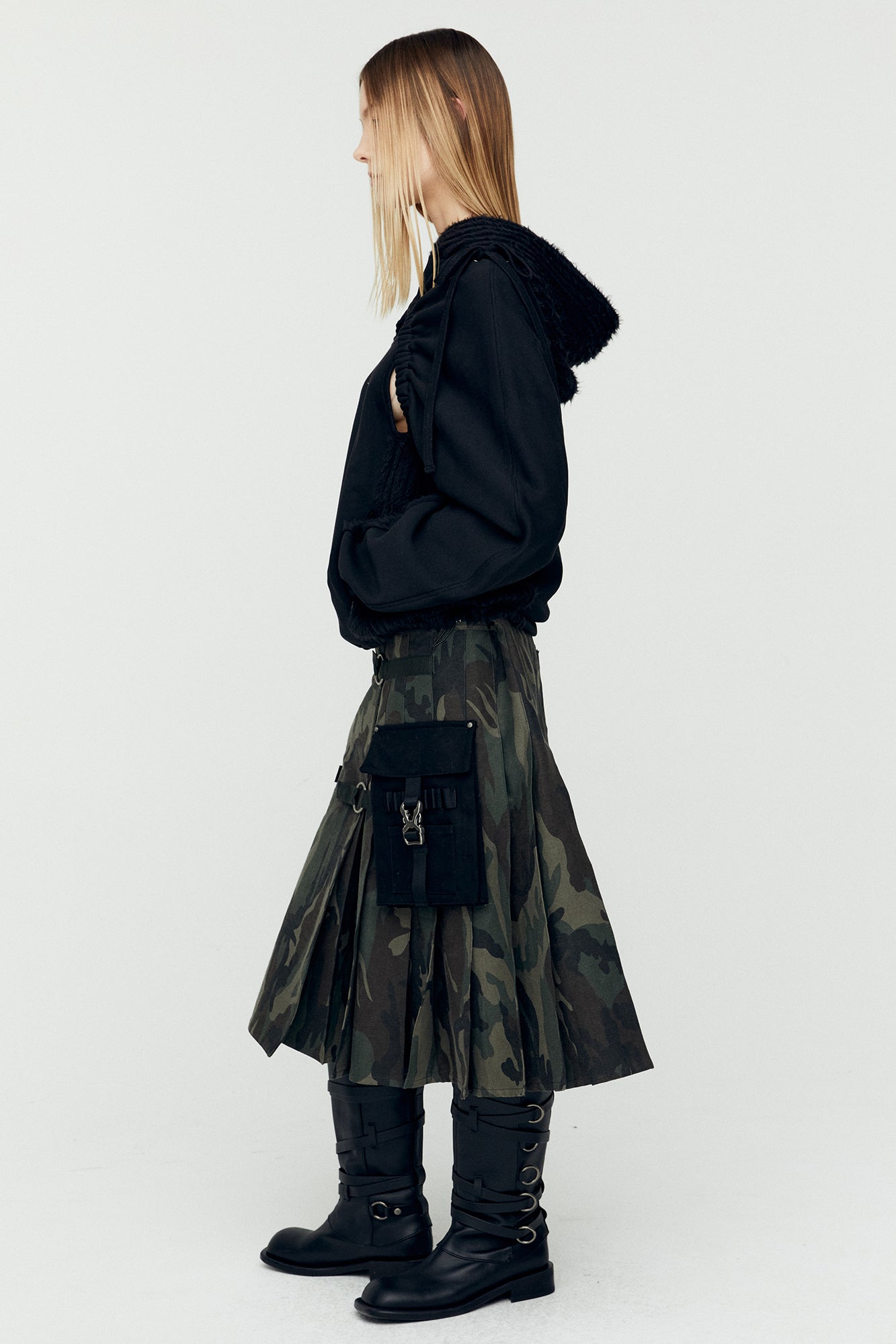 Andersson Bell - (essential) Cut Out Shirring Hoodie (Black) product image 4 | TRAB K-Fashion Australia