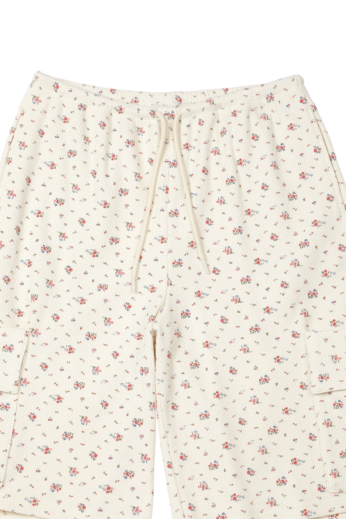 Deinet - Soft Waffle Flower Jersey Cargo Bermuda Pants (Ivory) product image 13 | TRAB K-Fashion Australia
