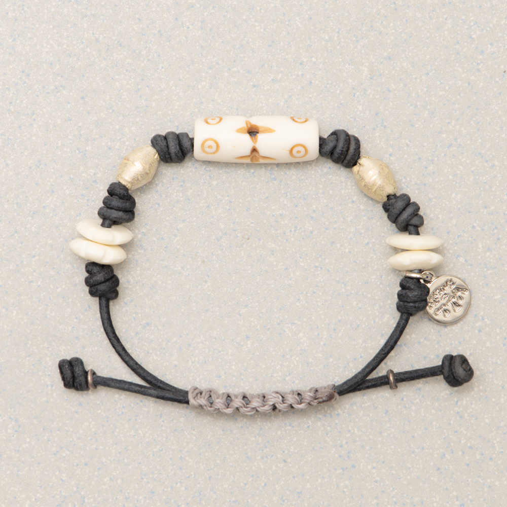 Towtow Archive - Etched Bracelet (Resilience) (Gray) product image 1 | TRAB K-Fashion Australia