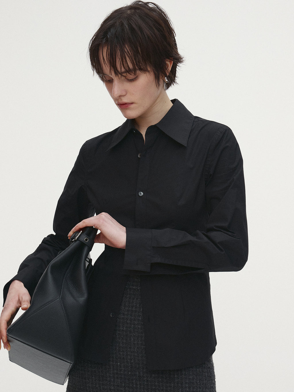 Tonywack - Elasticated Cotton Slim-Fit Shirt (Black) product image 1 | TRAB K-Fashion Australia