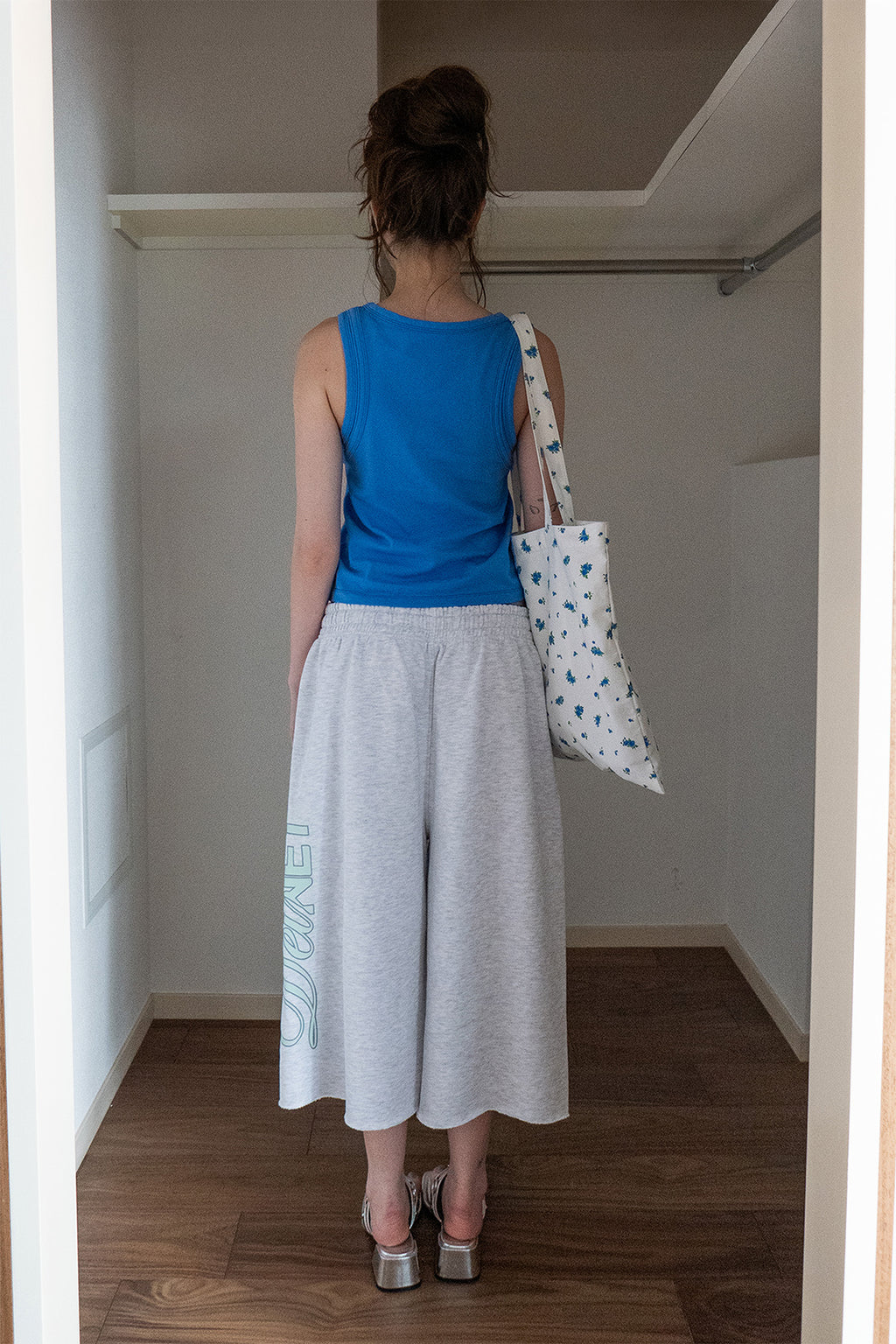 Deinet - Dn Script Sweat Bermuda Pants (Light Grey) product image 3 | TRAB K-Fashion Australia