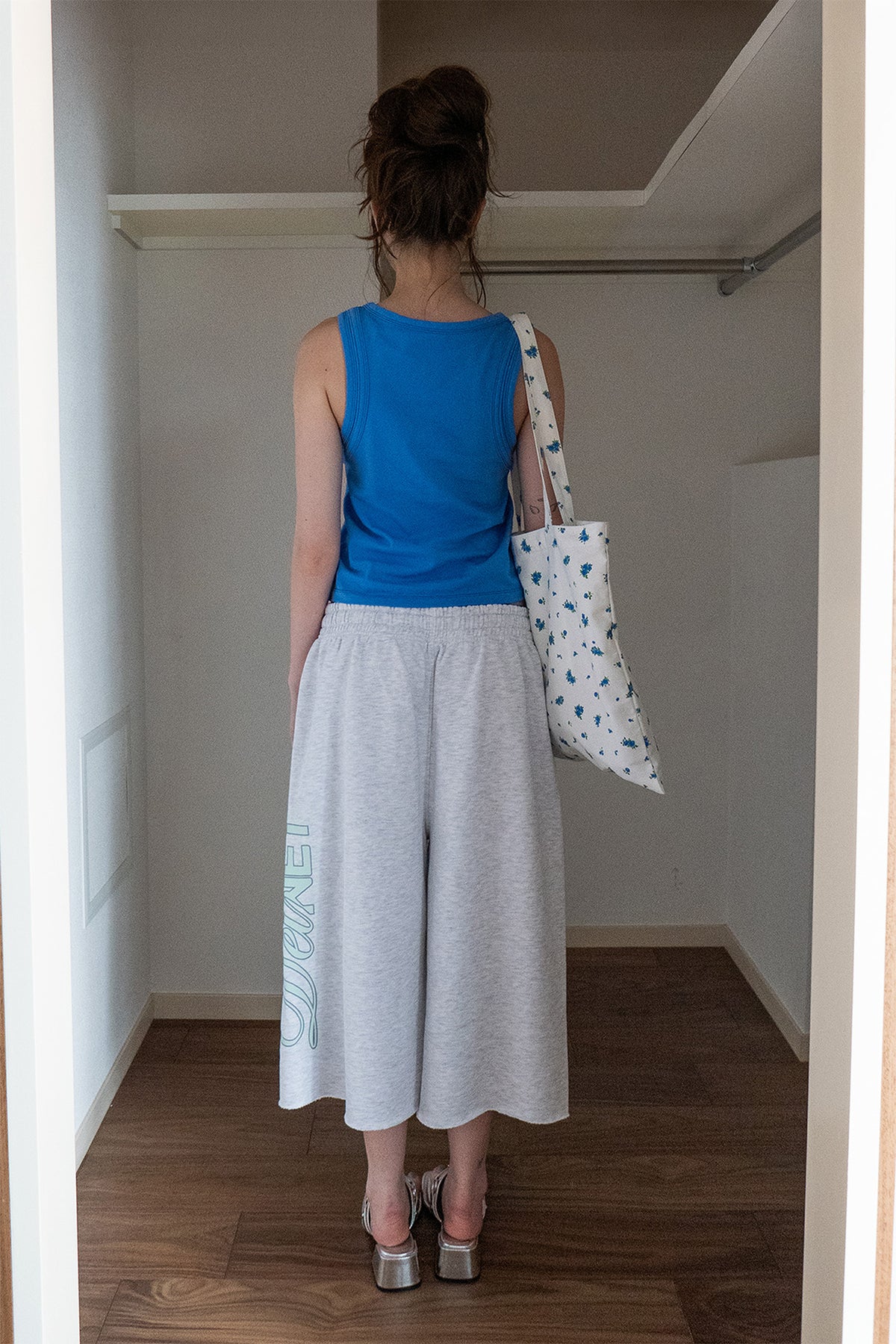 Deinet - Dn Script Sweat Bermuda Pants (Light Grey) product image 3 | TRAB K-Fashion Australia
