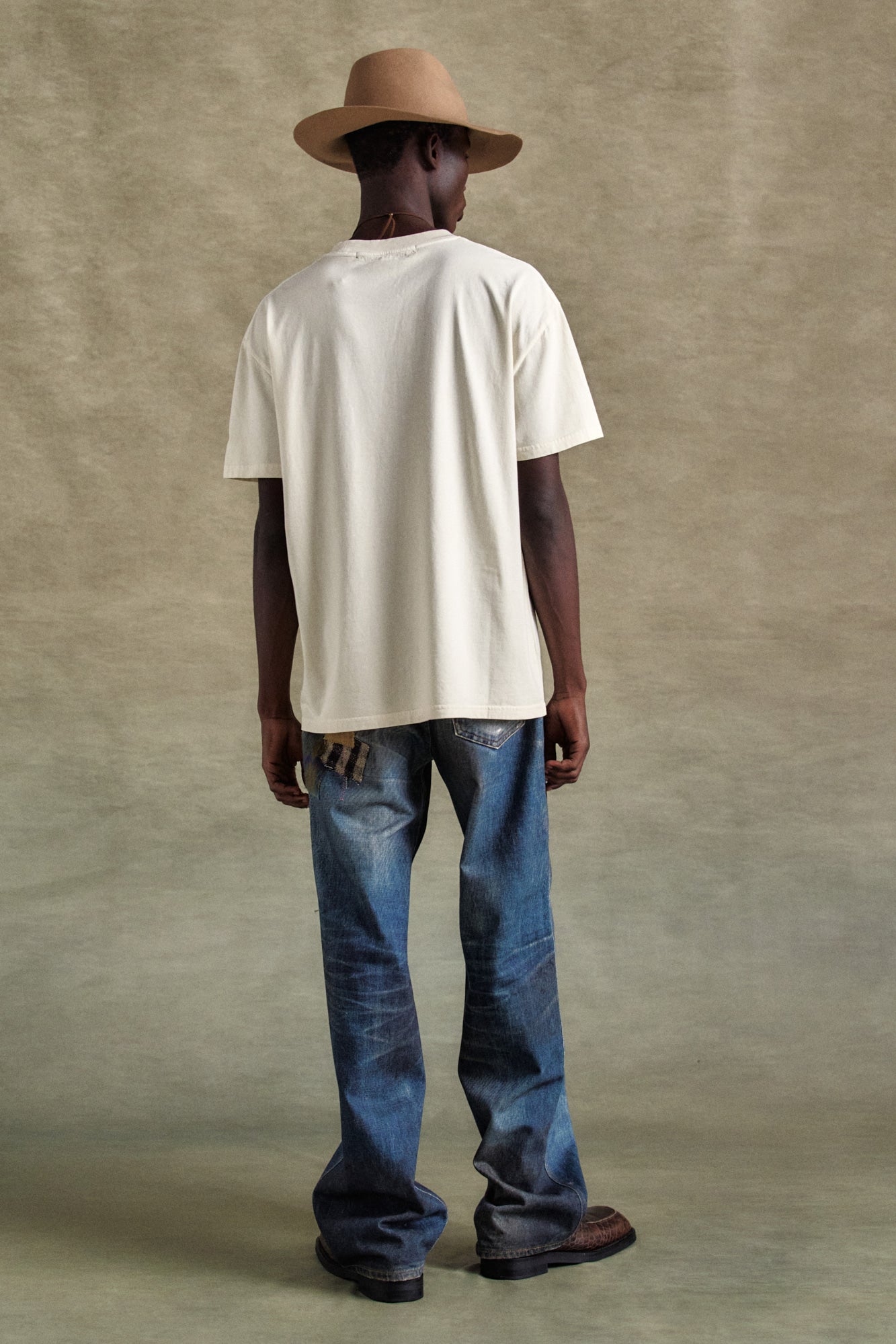 Andersson Bell - Unisex Love T-Shirt (Ecru) product image 3 | TRAB K-Fashion Australia