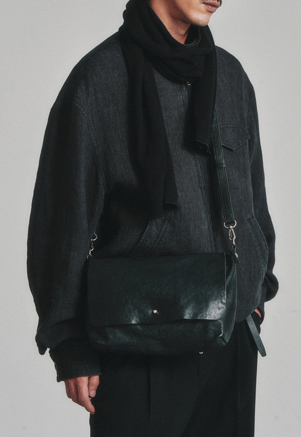 Art if acts - Leather French Mail Bag (Black) product image 2 | TRAB K-Fashion Australia