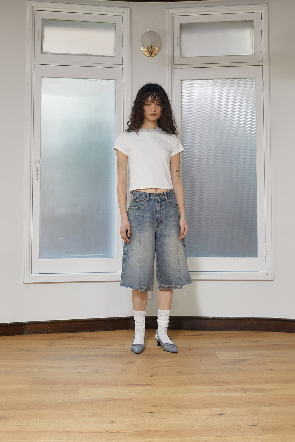 Matin Kim - Color Line Point Logo Crop Top (White) product image 5 | TRAB K-Fashion Australia