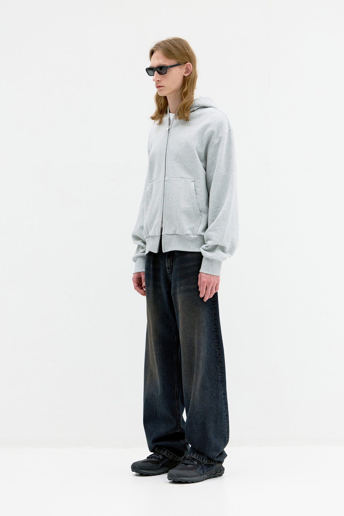 Coor - Minimal Cotton Hooded Zip Jumper (Melange Gray) product image 3 | TRAB K-Fashion Australia