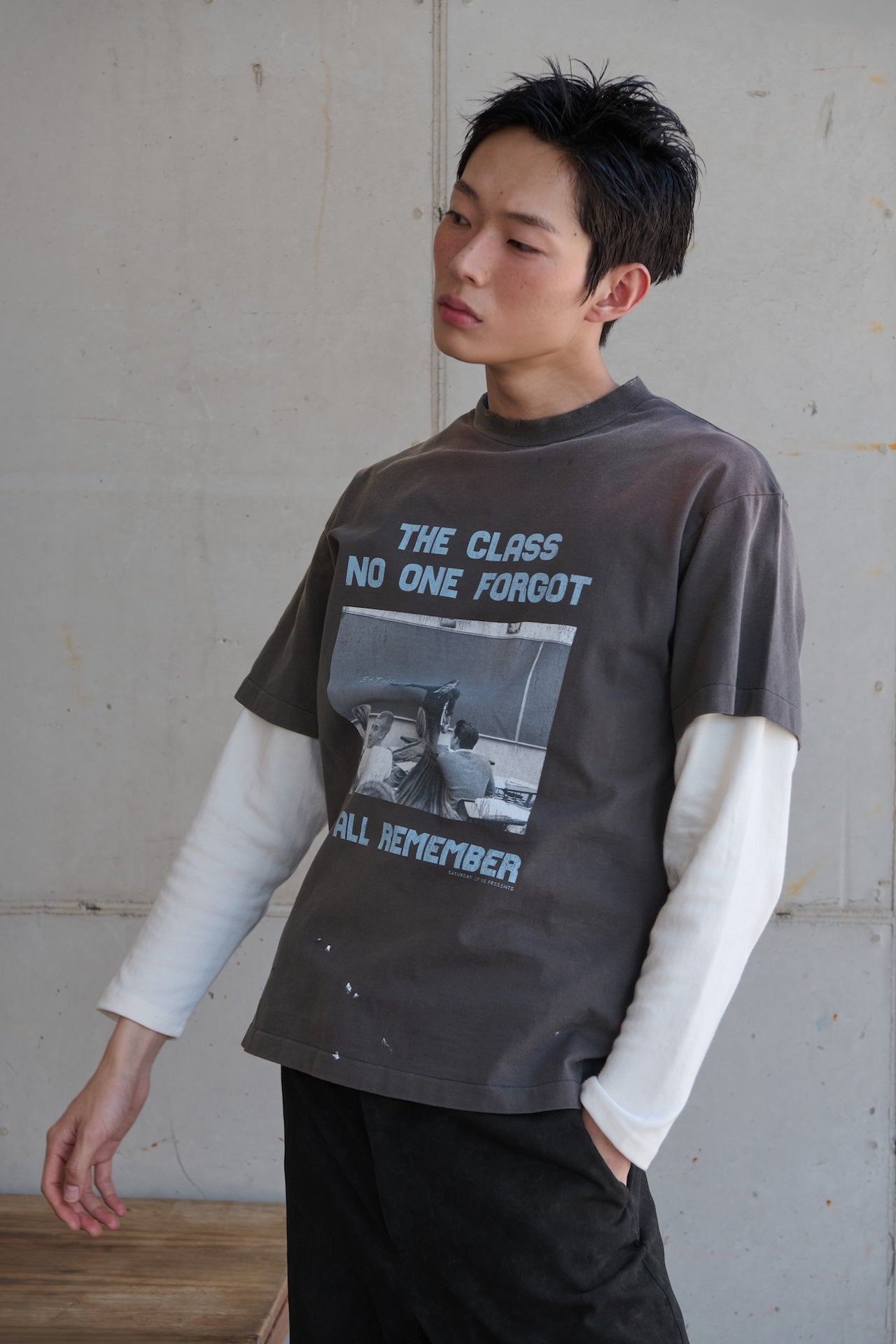 STU - The Class T-shirt (Charcoal) product image 4 | TRAB K-Fashion Australia