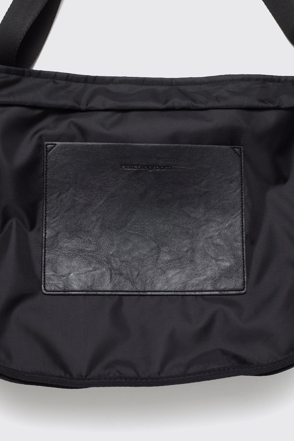 Hatchingroom - Wavy Bag Faux Leather (Black) product image 8 | TRAB K-Fashion Australia