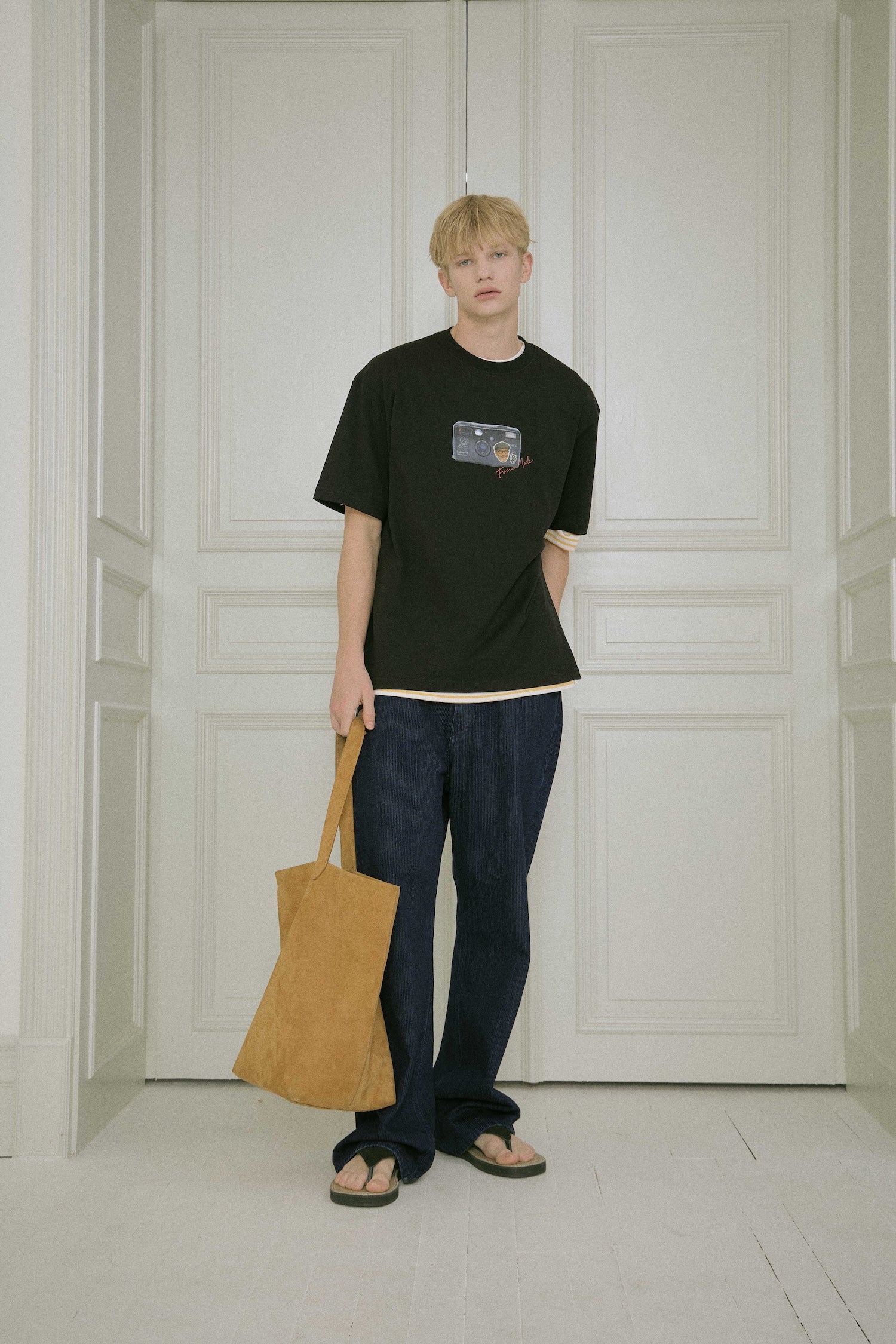 STU - Camera Printing T-Shirt (Black) product image 5 | TRAB K-Fashion Australia