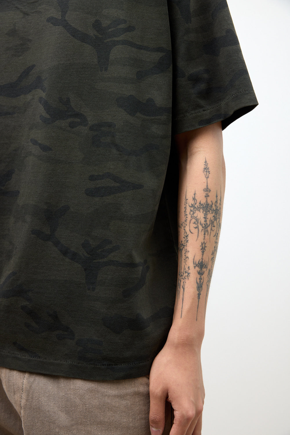 Hatchingroom - VTG Camo Tee (Khaki) product image 13 | TRAB K-Fashion Australia