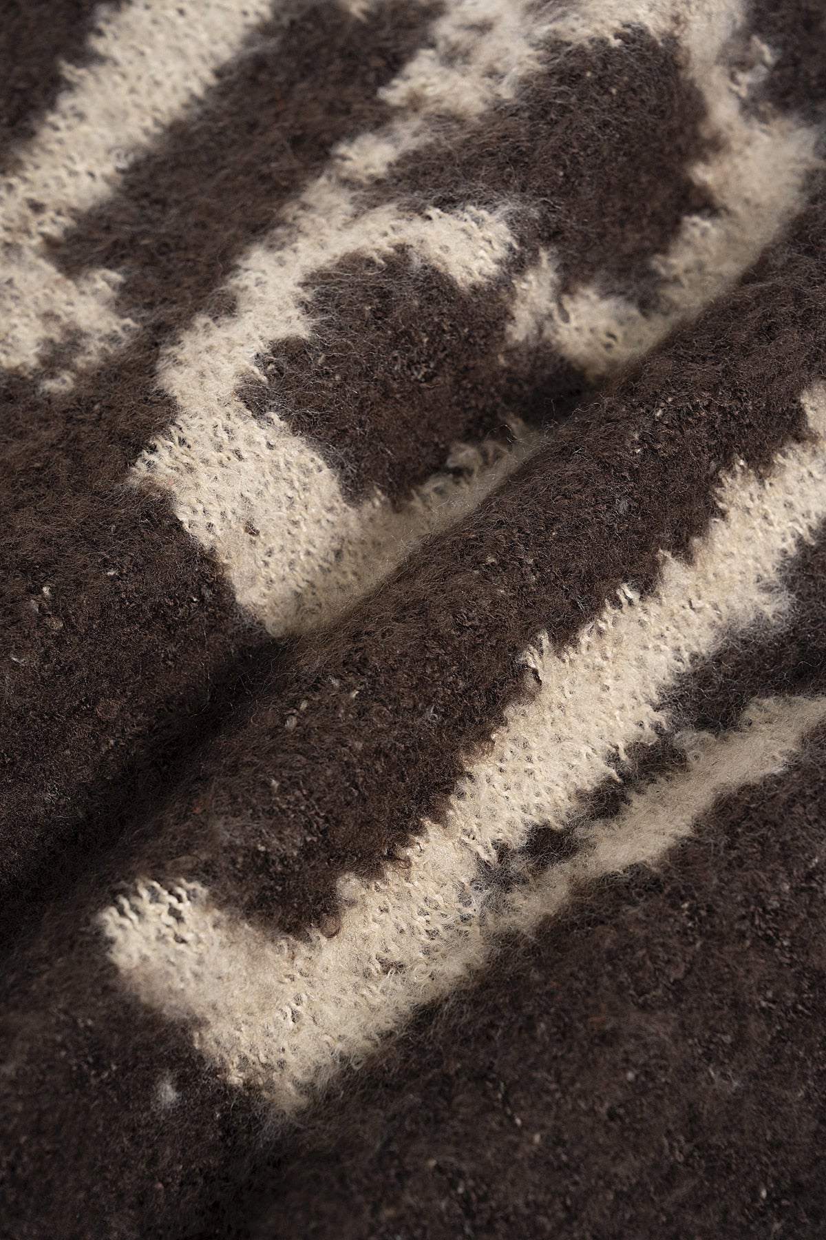 Matin Kim - Cracked Logo Muffler (Brown) product image 5 | TRAB K-Fashion Australia