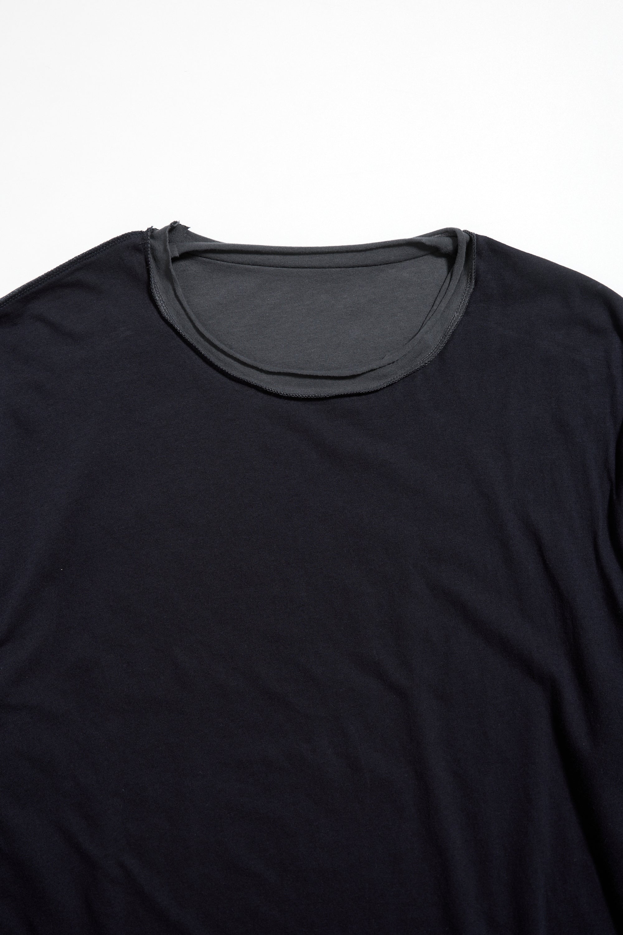 Hatchingroom - Two Face Tee (Graphite/Dark Navy) product image 5 | TRAB K-Fashion Australia