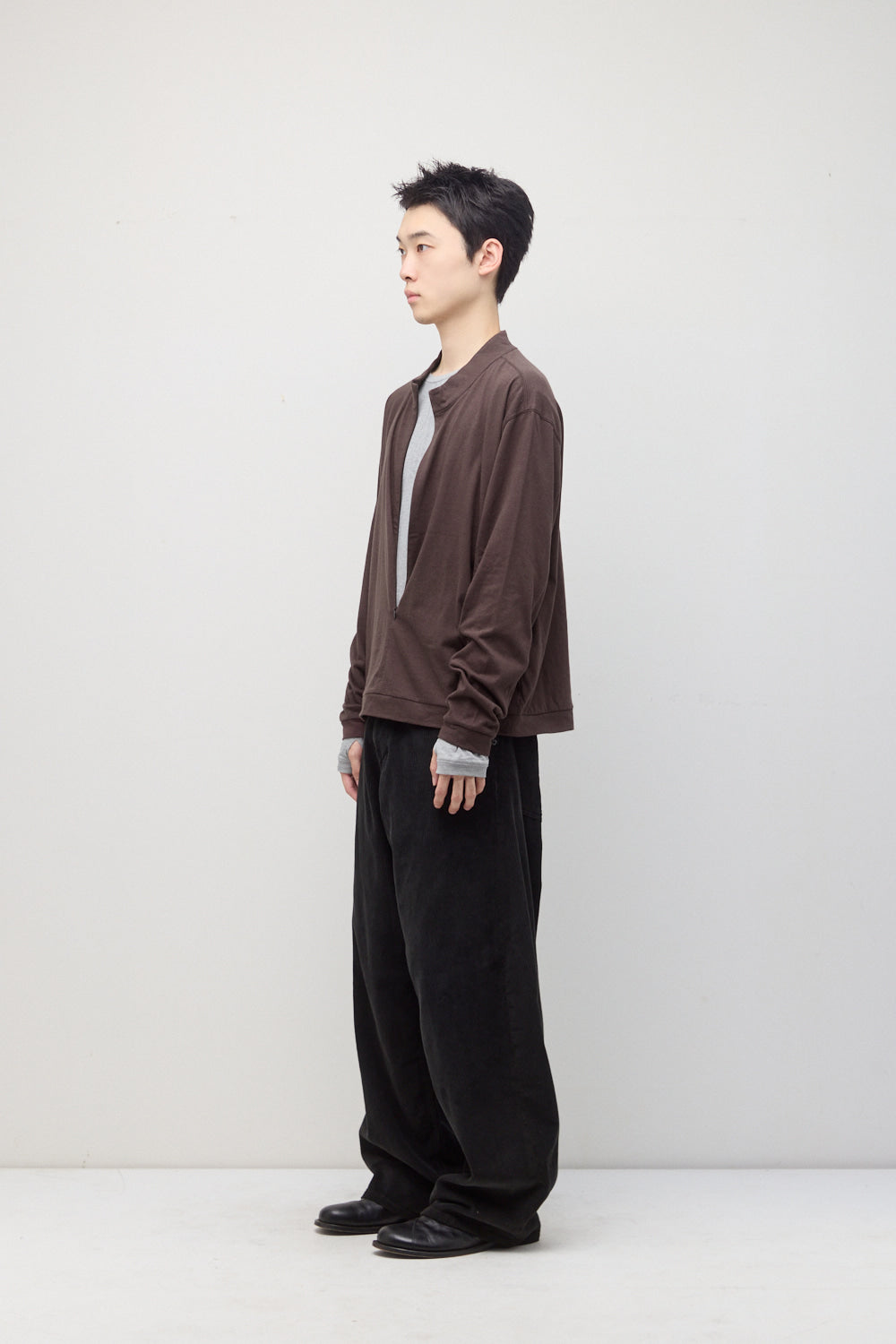 Hatchingroom - Wide Curve Pants Corduroy (Aged Black) product image 4 | TRAB K-Fashion Australia