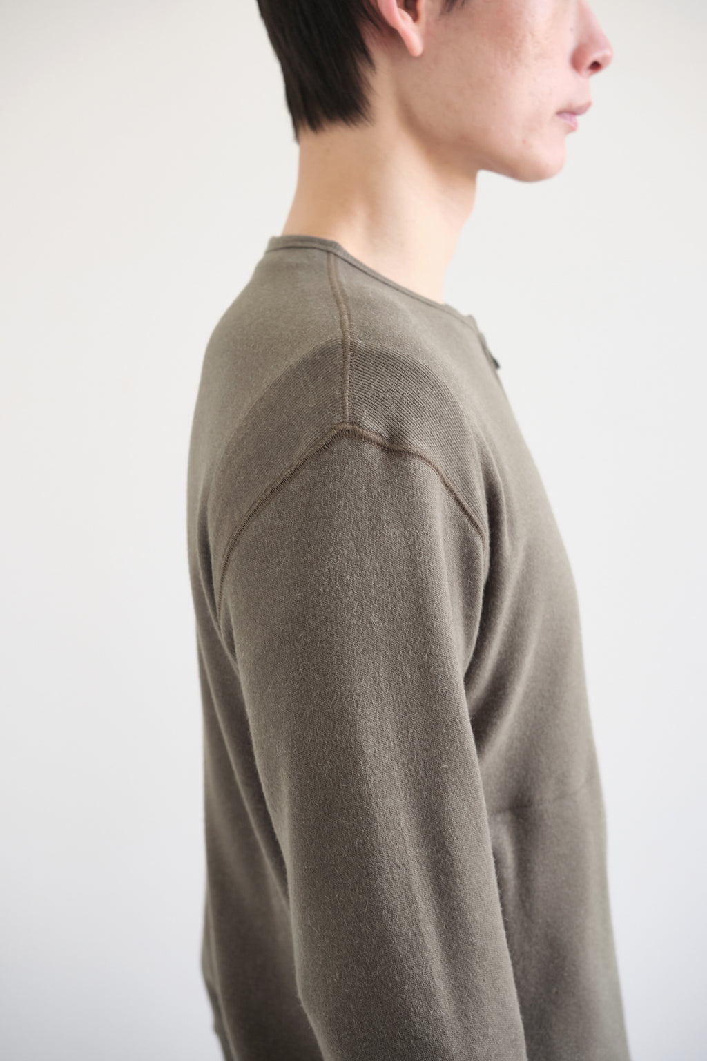 Hatchingroom - Layer Cardigan V2 (Olive) product image 6 | TRAB K-Fashion Australia
