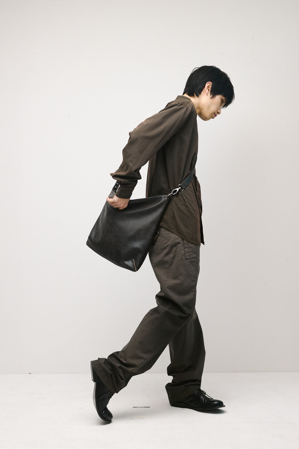Hatchingroom - Archer Bag Cow Leather (Vintage Brown) product image 9 | TRAB K-Fashion Australia