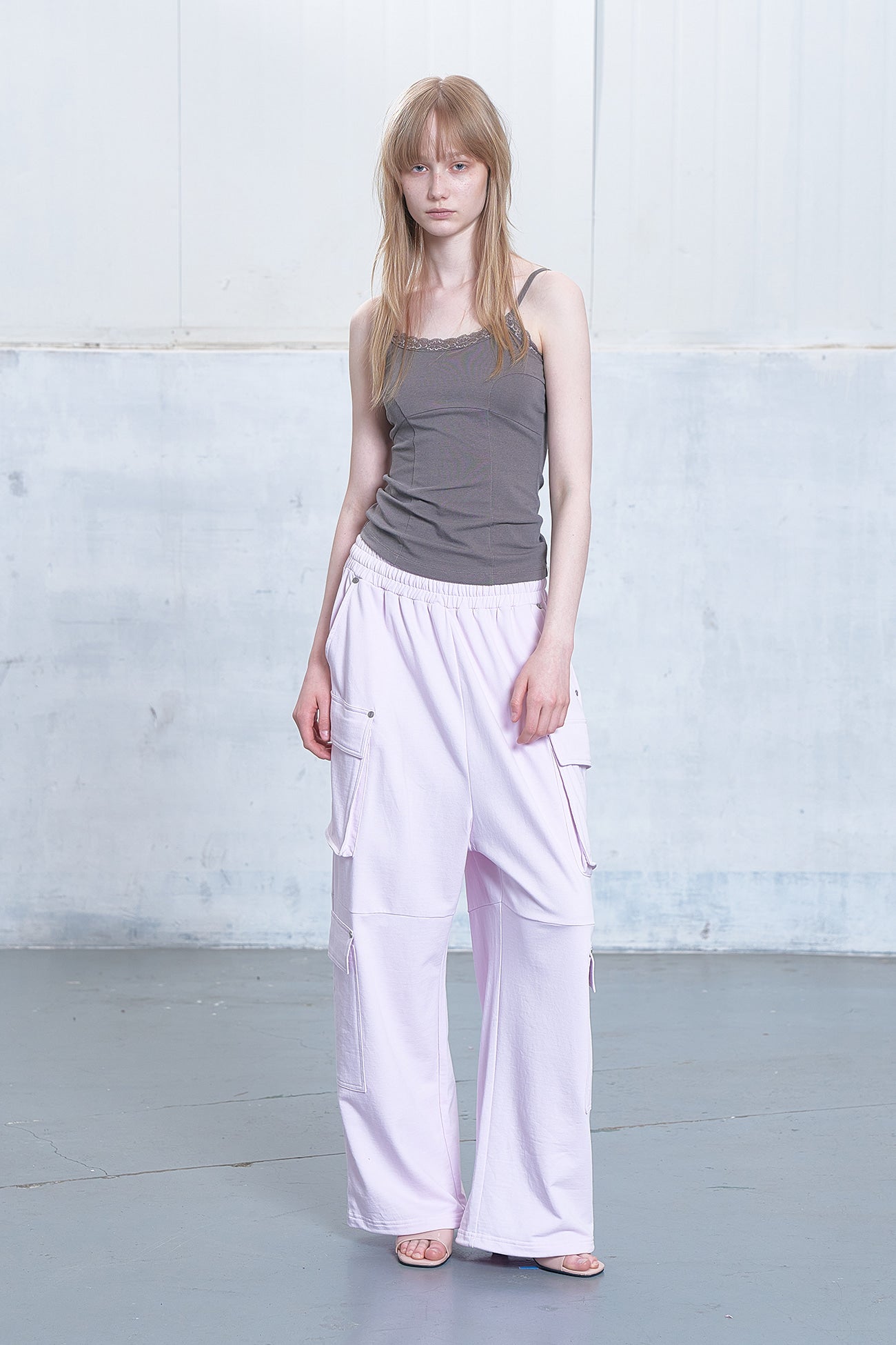 Deinet - Utility Cargo Sweat Pants (Light Pink) product image 4 | TRAB K-Fashion Australia