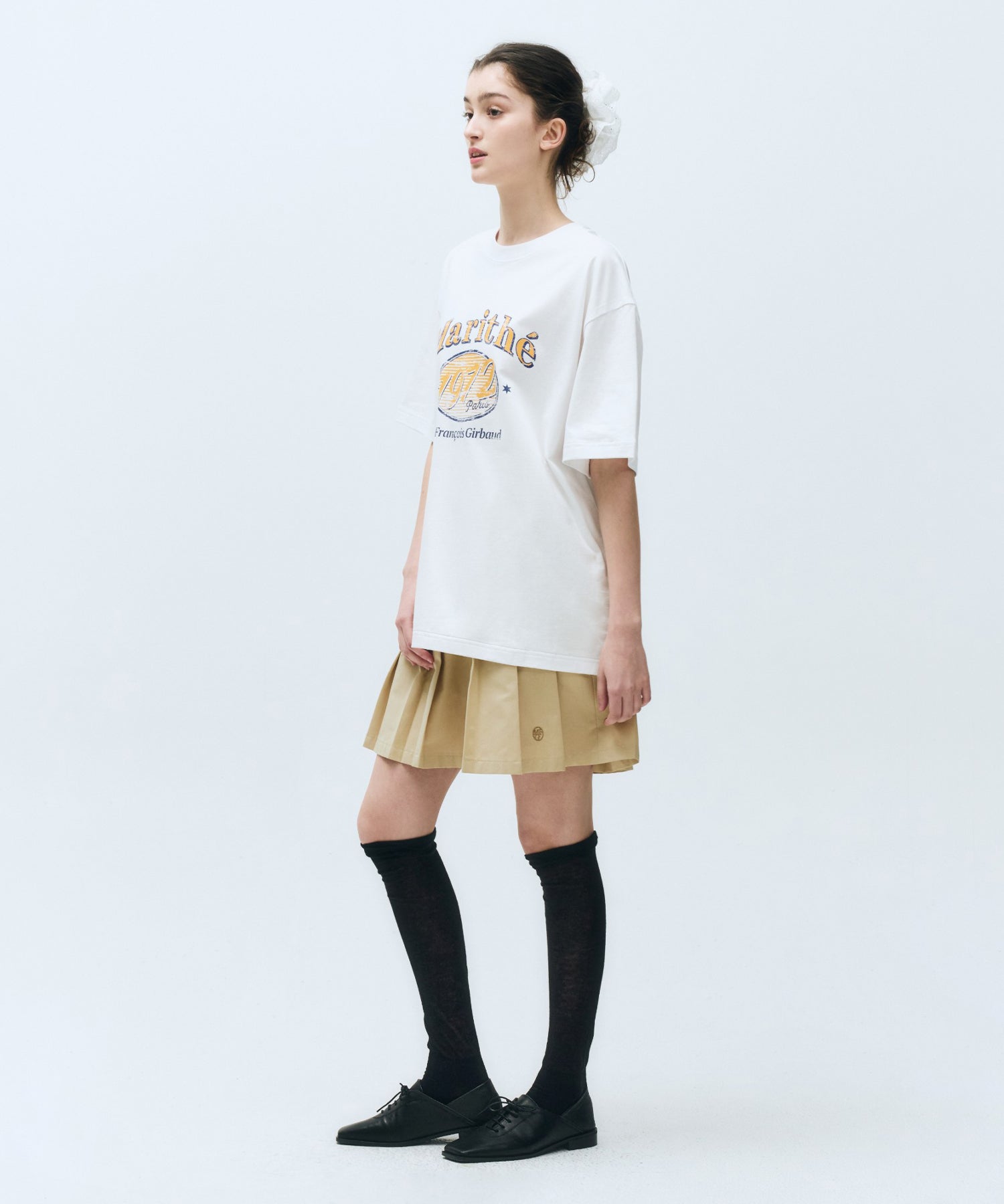 Marithe & Francois Girbaud - Oversized Ellipse Graphic Tee (White) product image 5 | TRAB K-Fashion Australia
