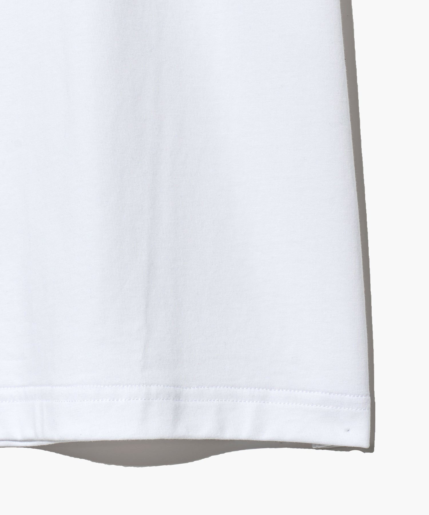 Marithe & Francois Girbaud - Oversized Ellipse Graphic Tee (White) product image 11 | TRAB K-Fashion Australia