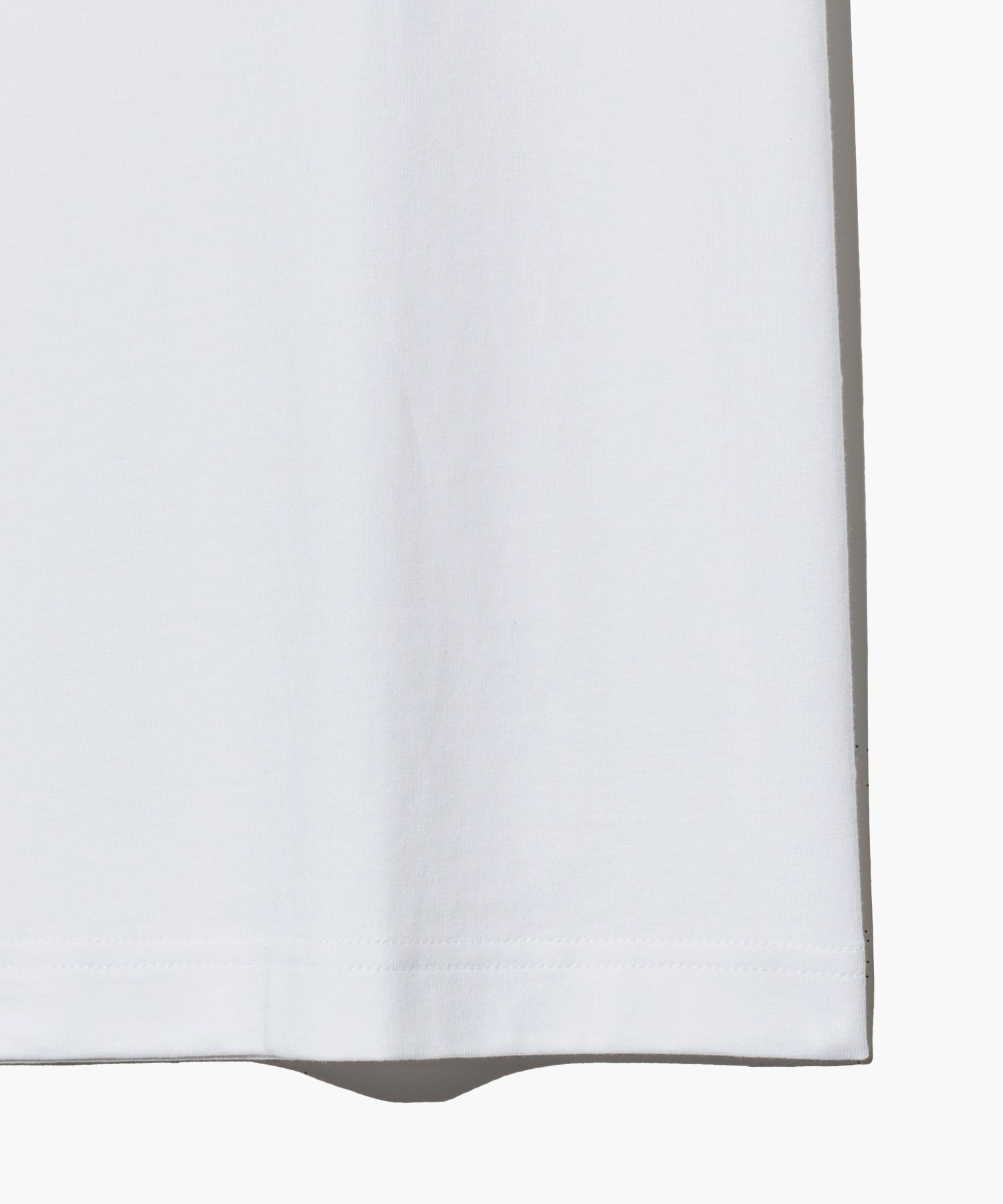 Marithe & Francois Girbaud - Marithe Sign Graphic Tee (White) product image 9 | TRAB K-Fashion Australia