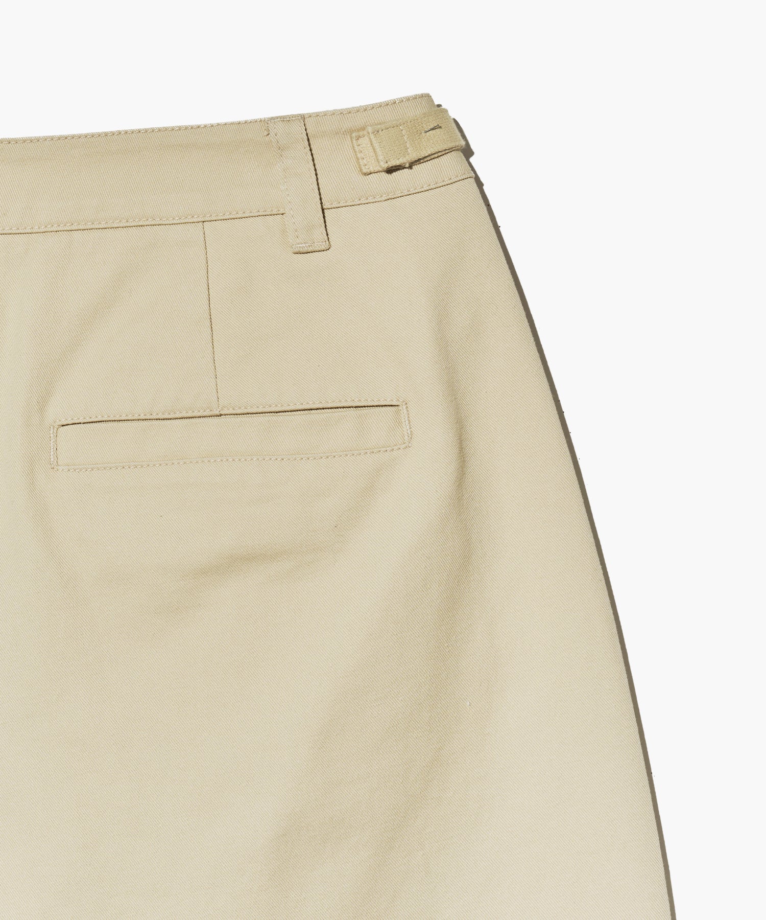 Marithe & Francois Girbaud - One Tuck Cotton Bermuda Pants (Ivory) product image 14 | TRAB K-Fashion Australia