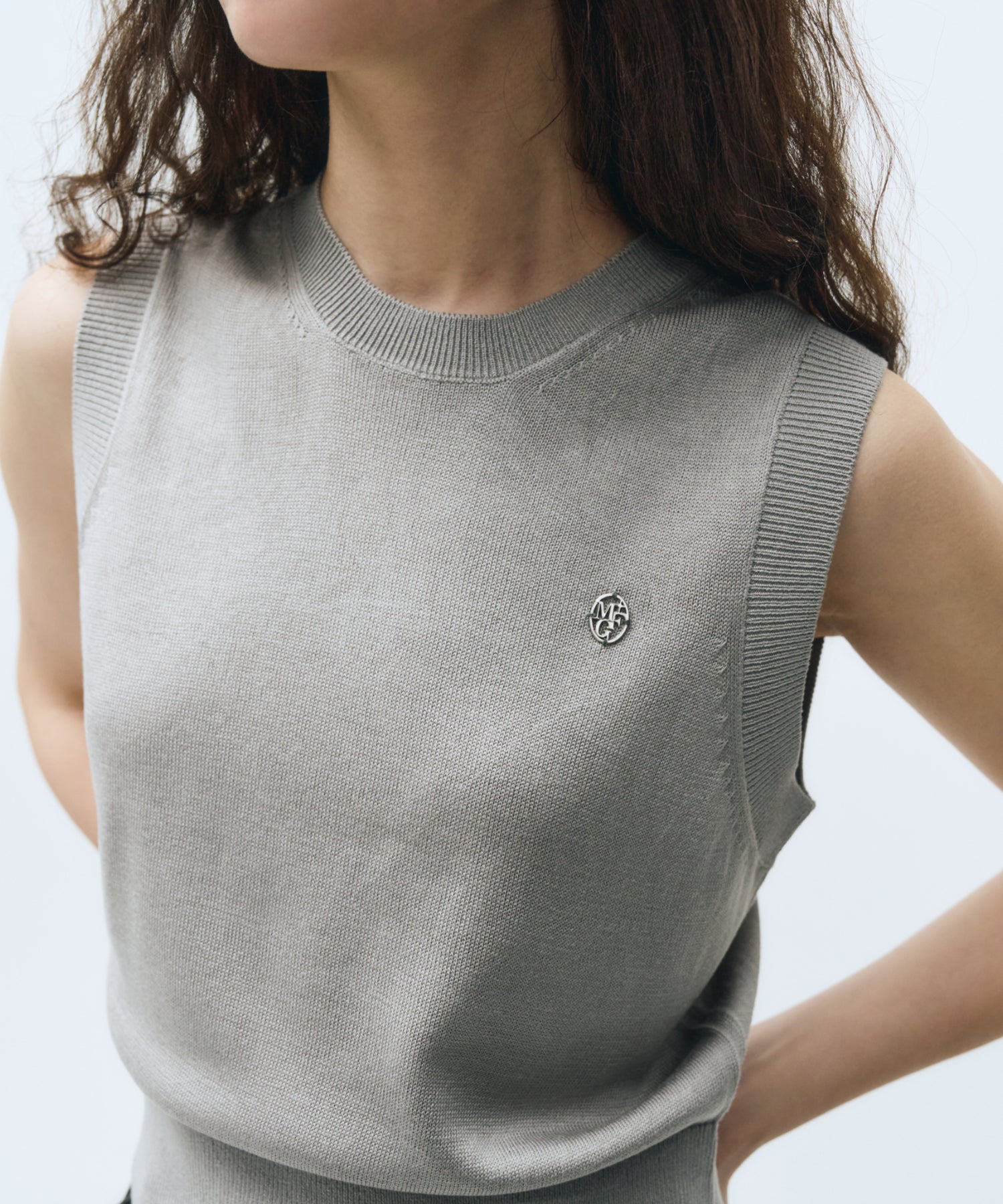 Marithe & Francois Girbaud - Circle Logo Knit Vest (Light Gray) product image 2 | TRAB K-Fashion Australia