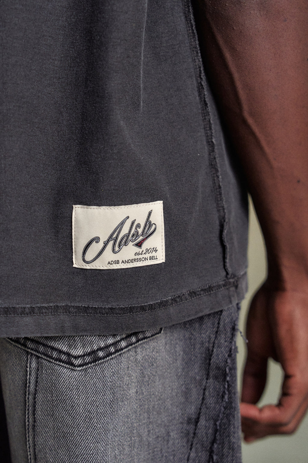 Andersson Bell - Unisex Heart Message T-Shirt (Charcoal) product image 6 | TRAB K-Fashion Australia