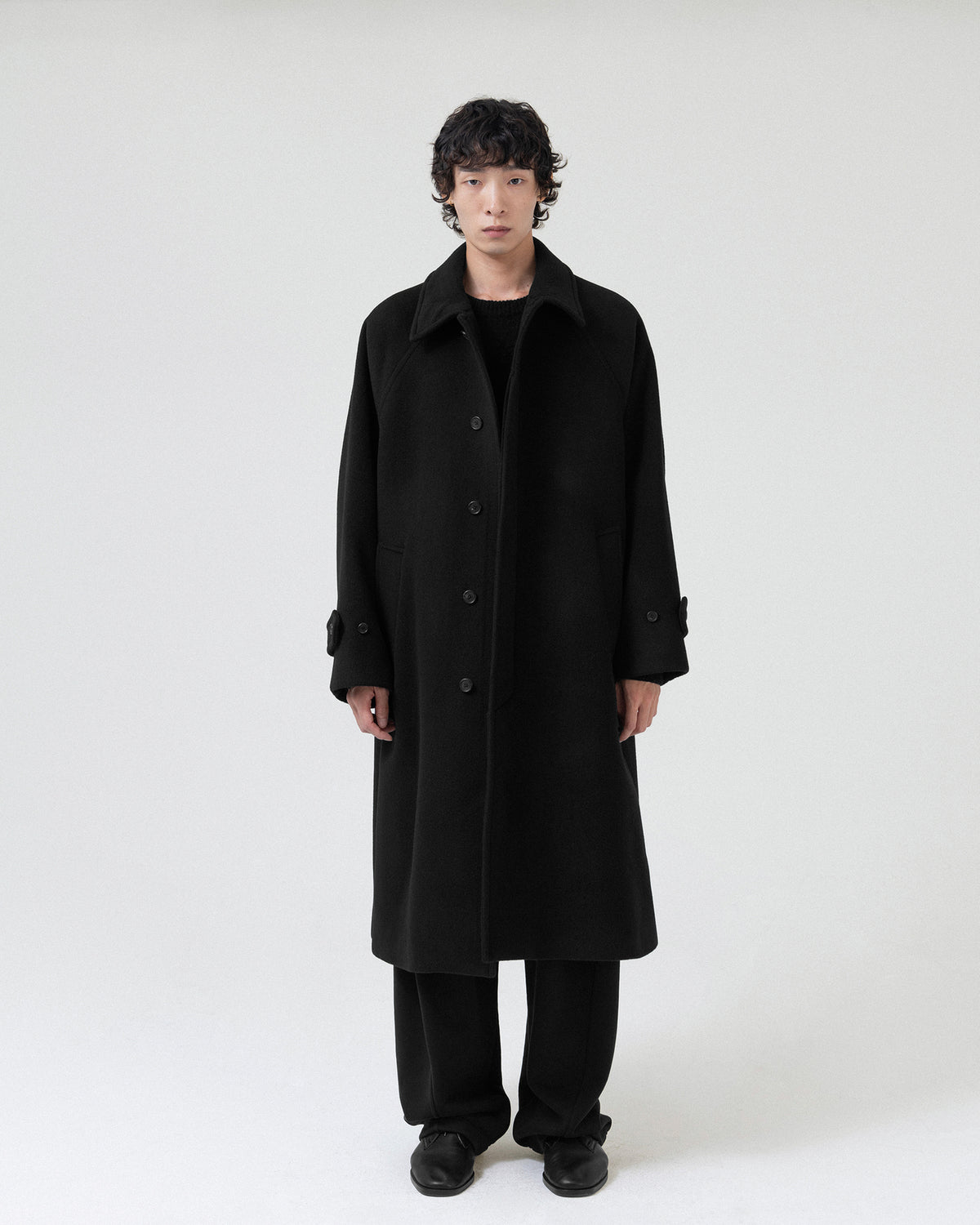 Brownyard - Balmacaan Coat (Black) product image 1 | TRAB K-Fashion Australia