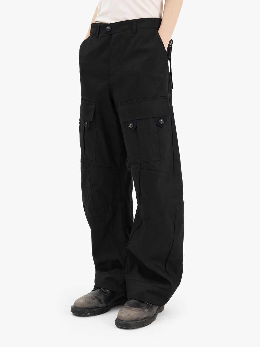 Jiyong Kim - Curved Multi-Pocket Trousers (Black) product image 1 | TRAB K-Fashion Australia