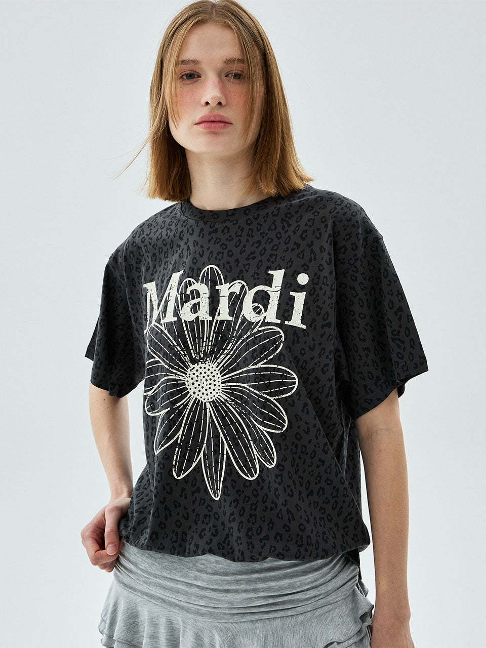 Mardi Mercredi - Tshirt Leopard Flowermardi Cracked (Charcoal Ivory) product image 1 | TRAB K-Fashion Australia