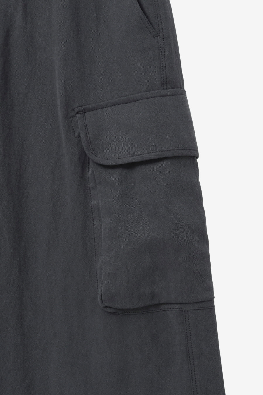 Insilence - Cargo Bermuda Pants (Charcoal) product image 13 | TRAB K-Fashion Australia