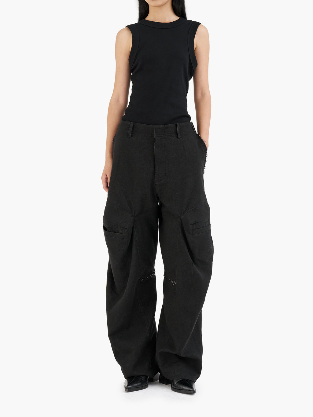 Jiyong Kim - Raw Edged 3D Pocket Trousers (Black) product image 3 | TRAB K-Fashion Australia