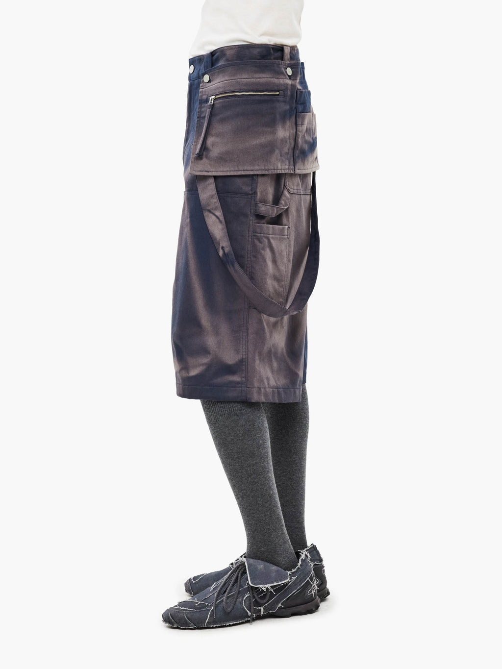 Jiyong Kim - Sun-Bleached Work Half Trousers (Navy) product image 5 | TRAB K-Fashion Australia
