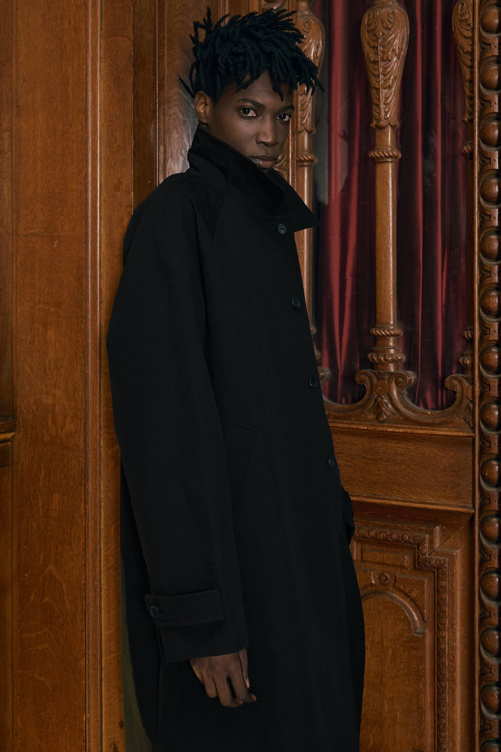 STU - Raglan Mac Coat (Black) product image 12 | TRAB K-Fashion Australia