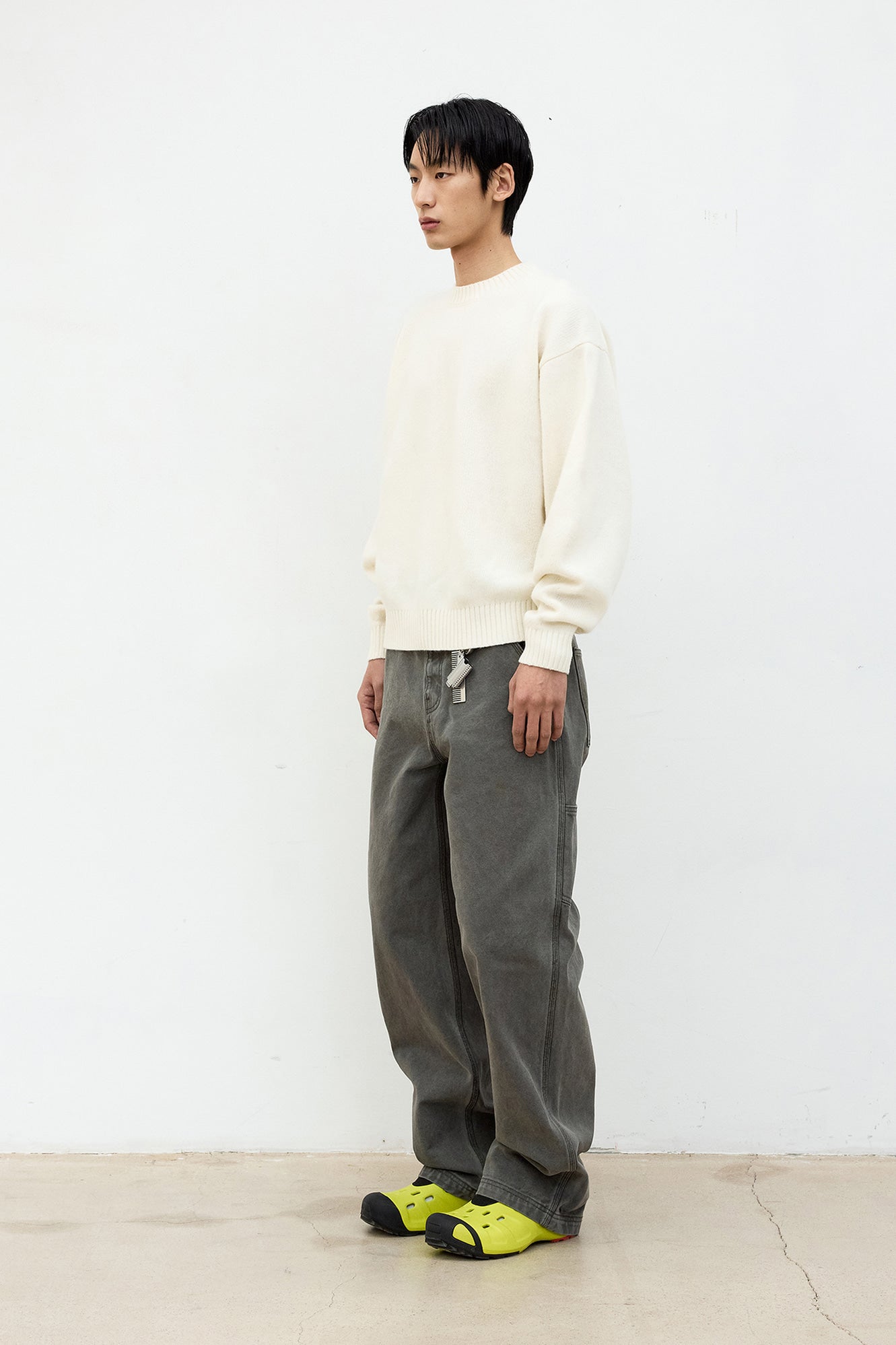 Coor - Wool Cropped Crewneck Sweater (Ivory) product image 3 | TRAB K-Fashion Australia