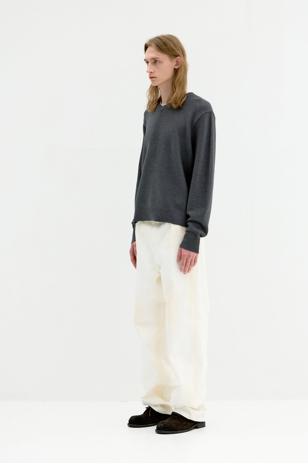 Coor - V-Neck Merino Wool Layered Sweater (Charcoal) product image 3 | TRAB K-Fashion Australia