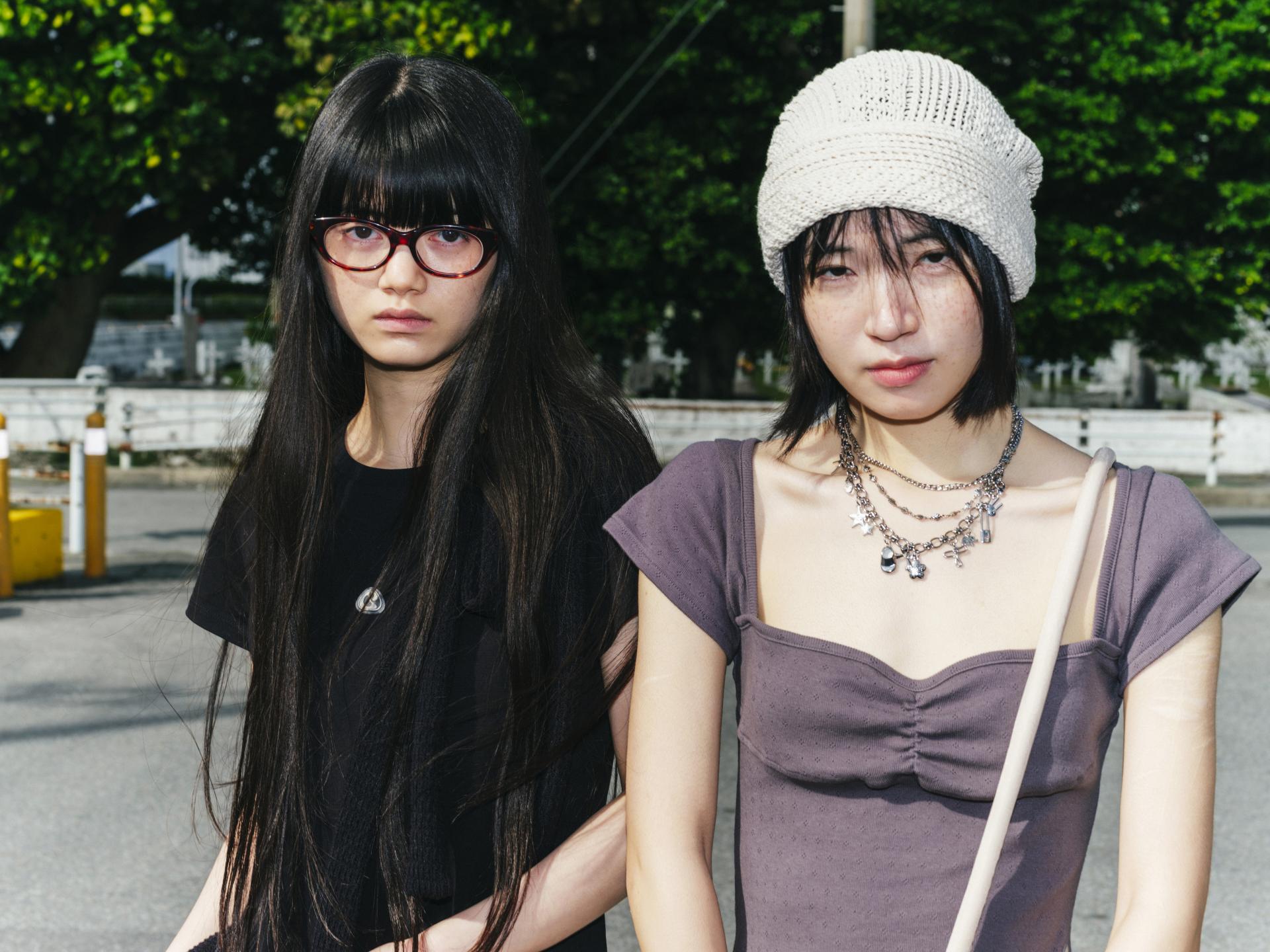 Coyseio - Symbol Logo T-Shirt (Black) product image 4 | TRAB K-Fashion Australia