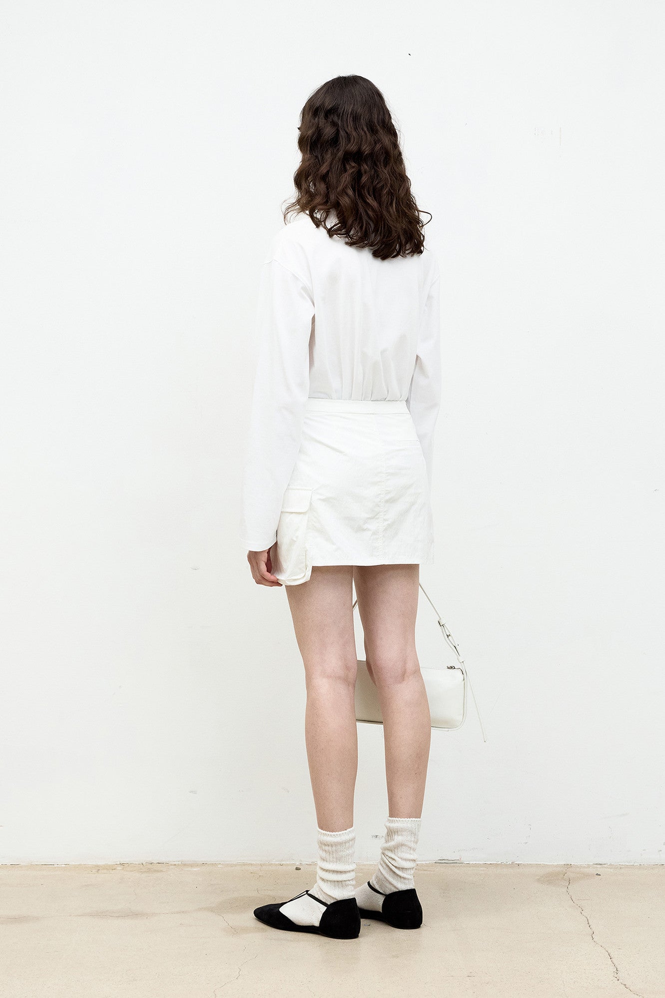 Coor - Patch Pocket Mini Skirt (Offwhite) product image 4 | TRAB K-Fashion Australia