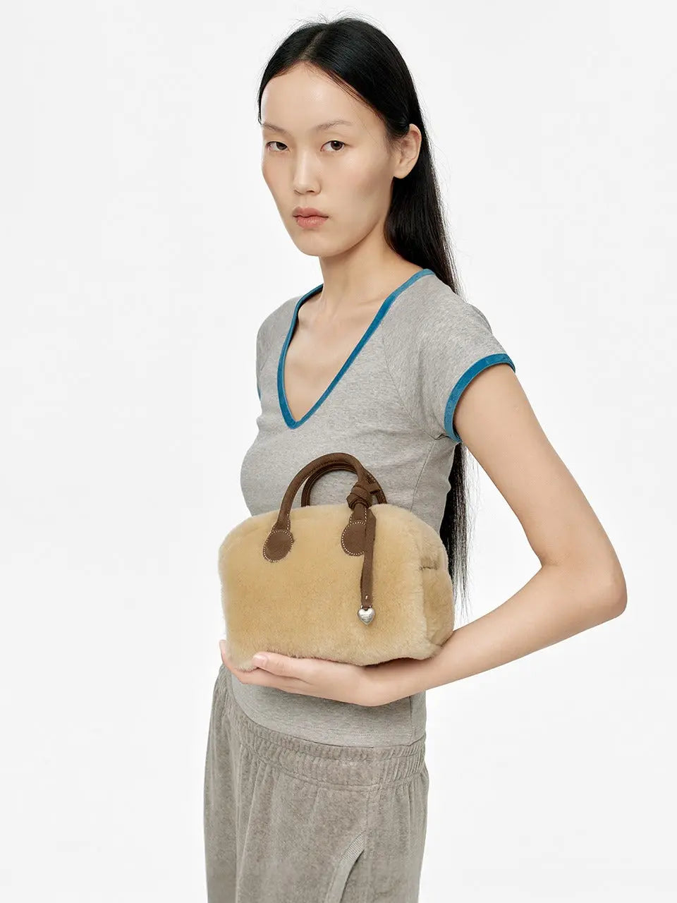 Marge Sherwood - Soft Bowling Mini (Beige Shearling+Chestnut Nubuck) product image 2 | TRAB K-Fashion Australia