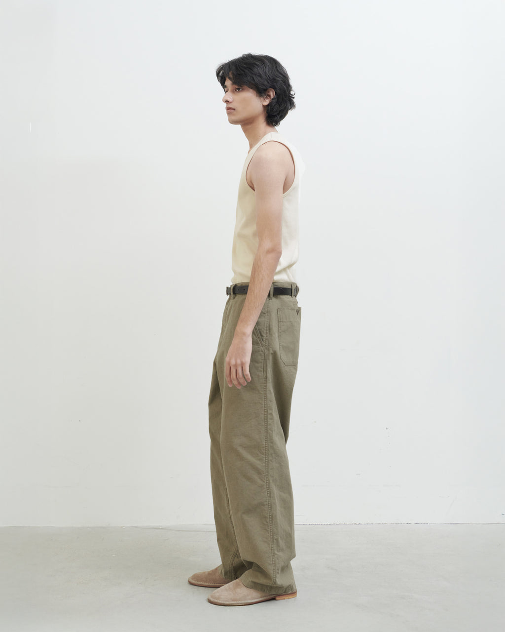 Brownyard - Essential Sleeveless (Ivory) product image 2 | TRAB K-Fashion Australia