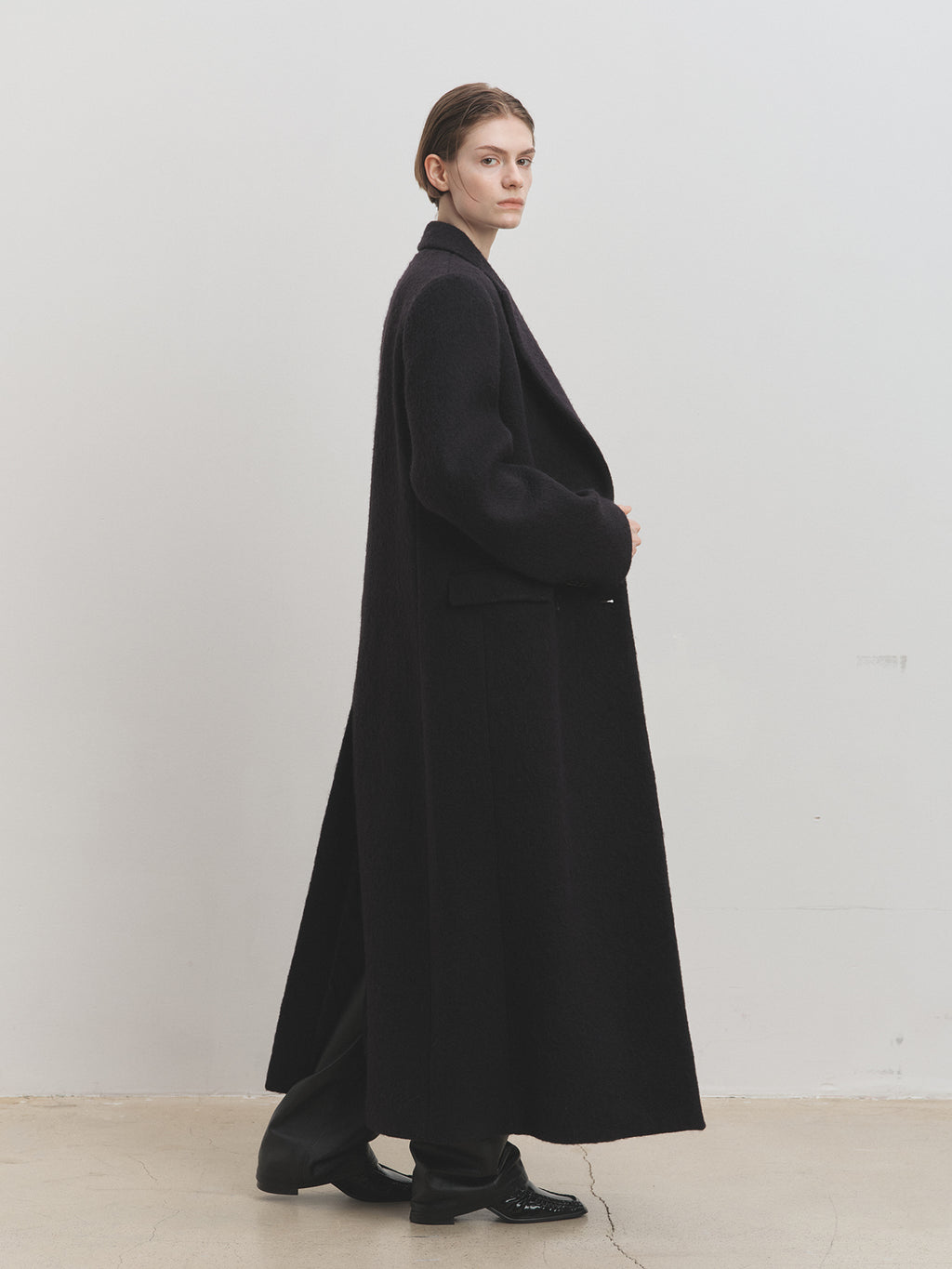 Tonywack - Soft Wool Alpaca Double-Breasted Coat (Black) product image 5 | TRAB K-Fashion Australia