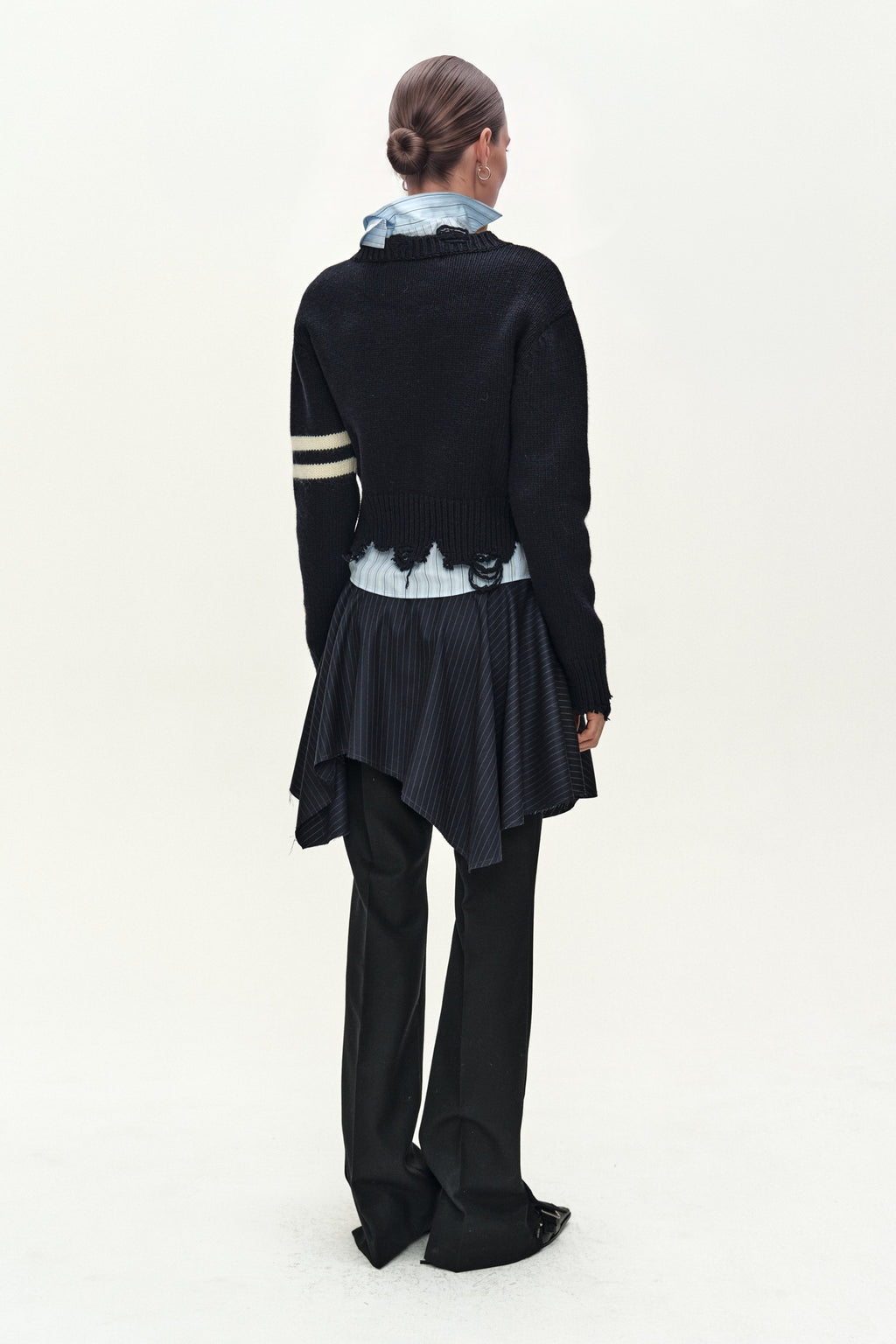 Andersson Bell - (essential) Distressed Varsity Patch Sweater (dark Navy) (Dark Navy) product image 3 | TRAB K-Fashion Australia