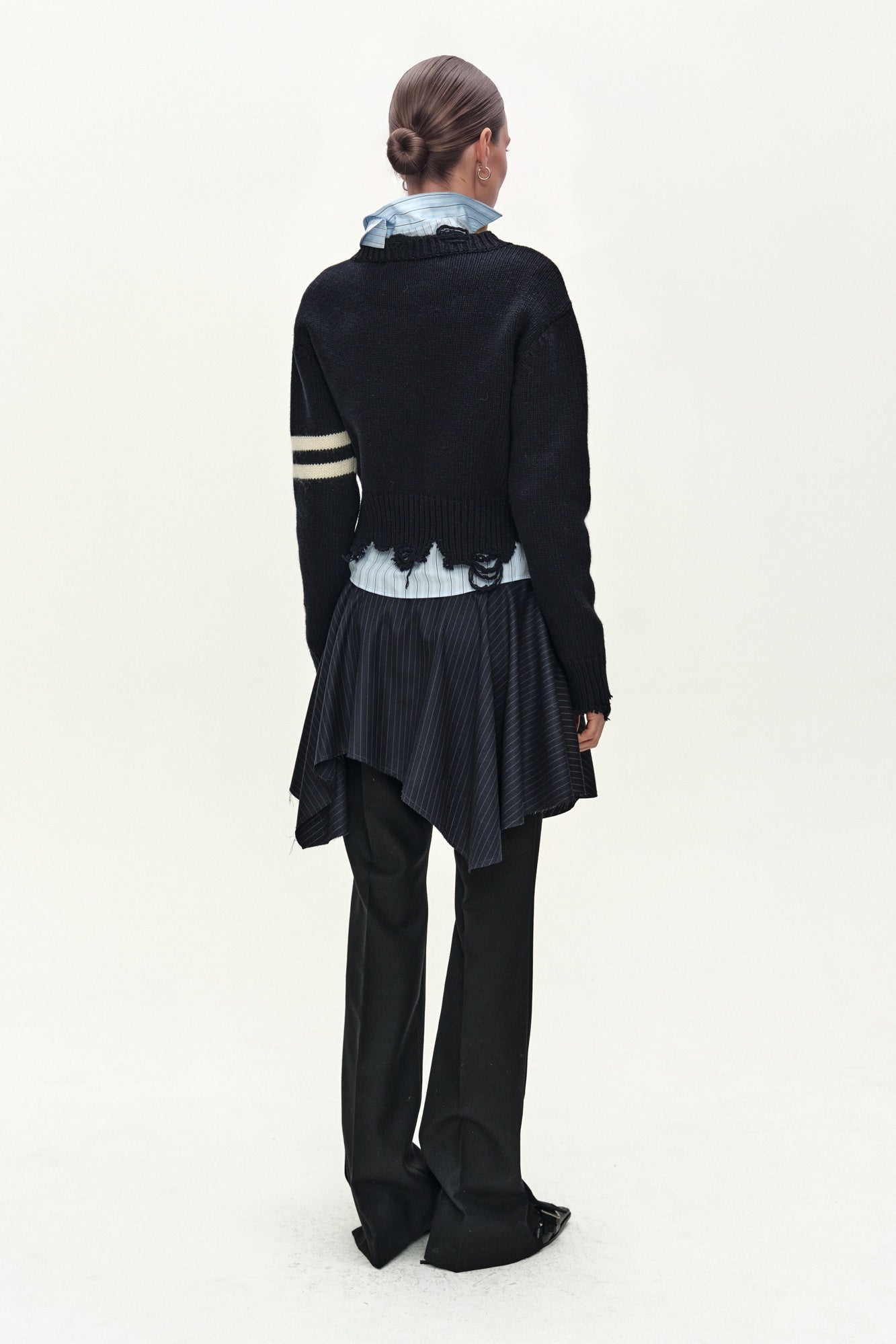 Andersson Bell - (essential) Distressed Varsity Patch Sweater (dark Navy) (Dark Navy) product image 3 | TRAB K-Fashion Australia